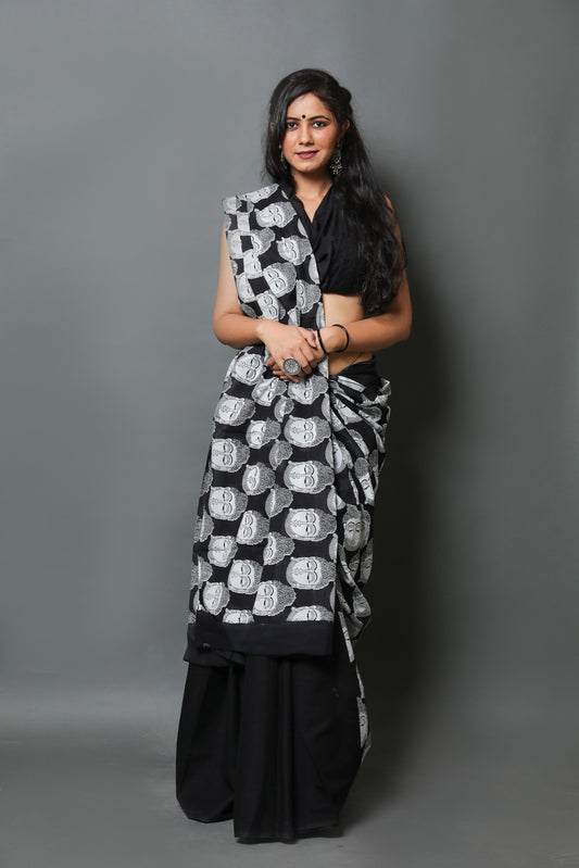 Printed Cotton Mulmul Saree With Blouse Piece