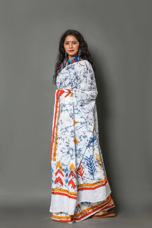 Printed Cotton Mulmul Saree With Blouse Piece