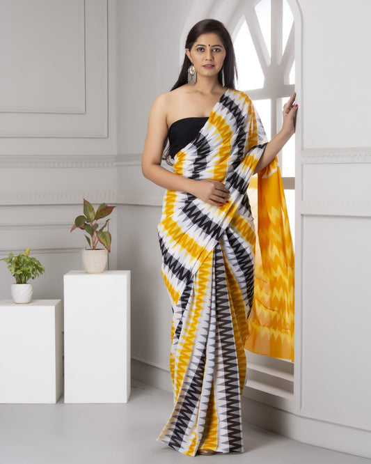 Printed Cotton Mulmul Saree With Blouse Piece