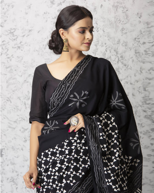 Black & White Chakri Pure Soft Cotton Mulmul Saree With Blouse Piece
