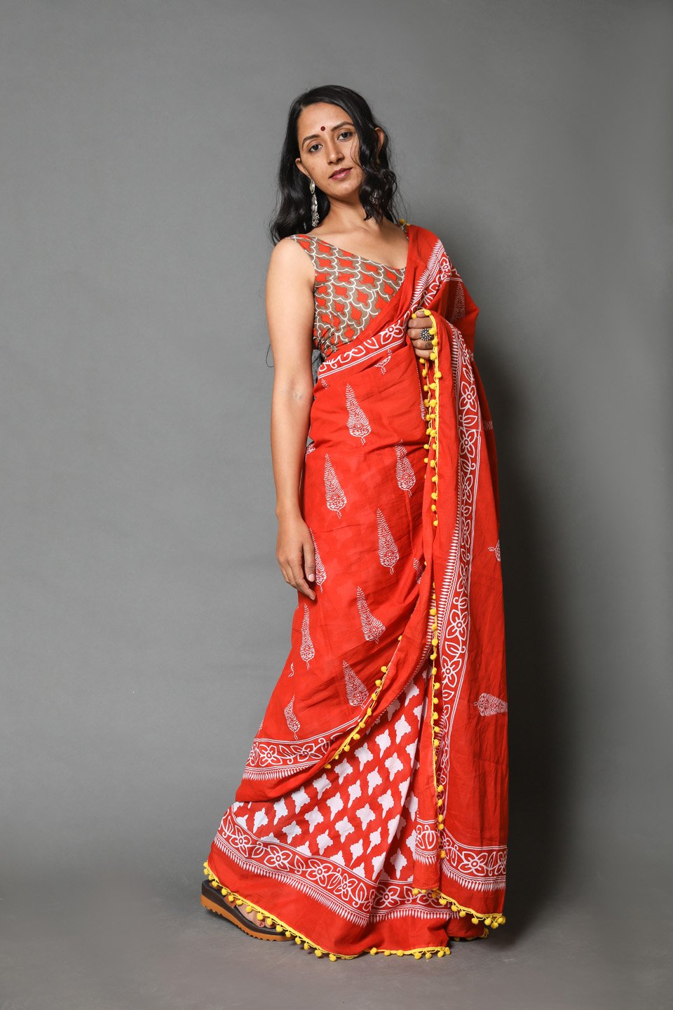 Pompom Lace Mulmul Cotton Saree (Red)