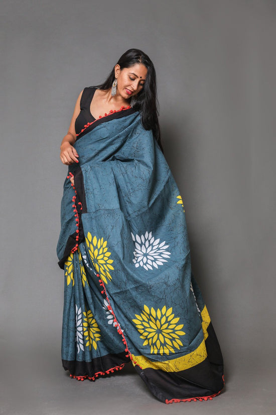Pompom Lace Mulmul Cotton Saree (Floral Print)