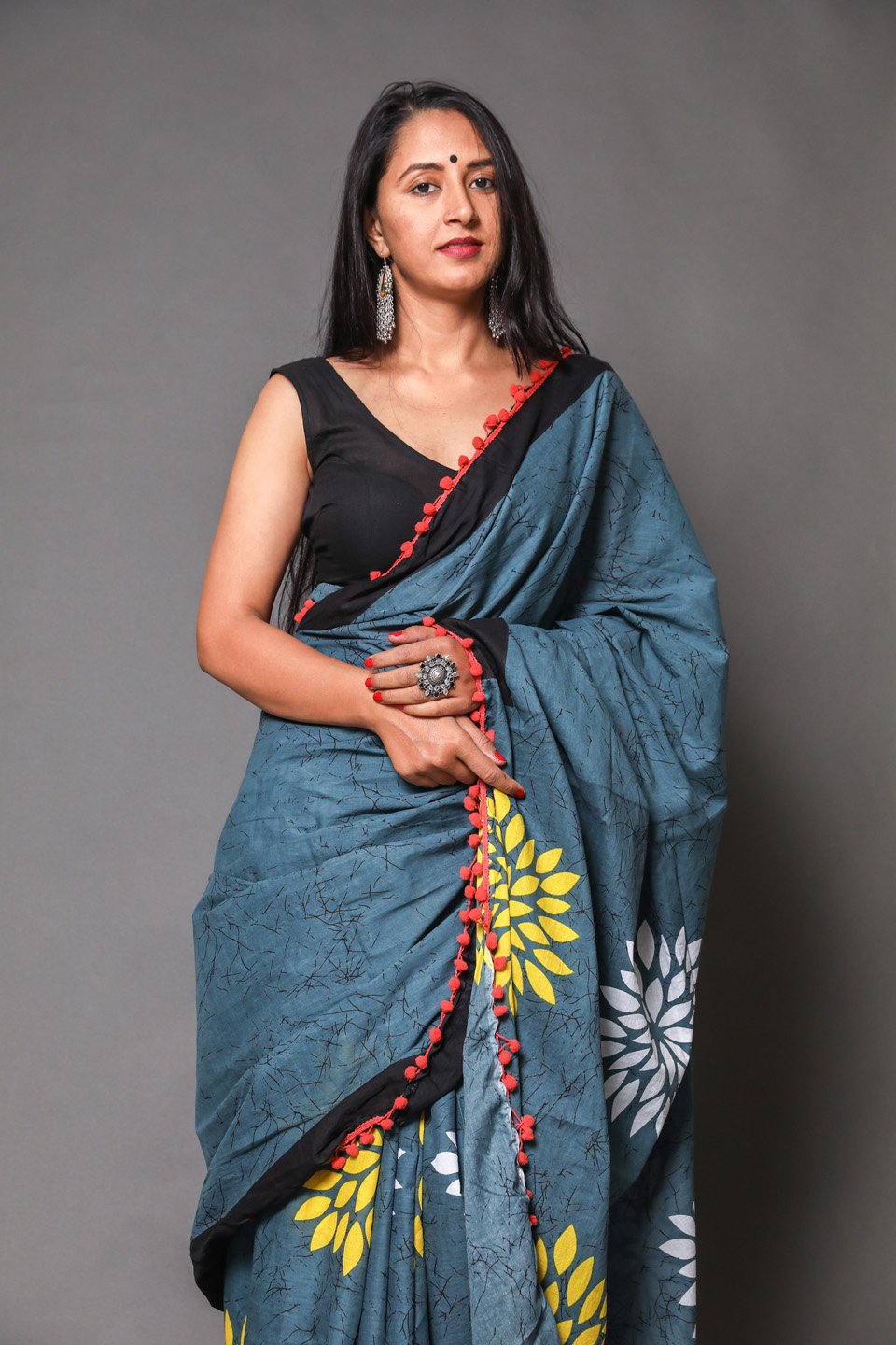 Pompom Lace Mulmul Cotton Saree (Floral Print)