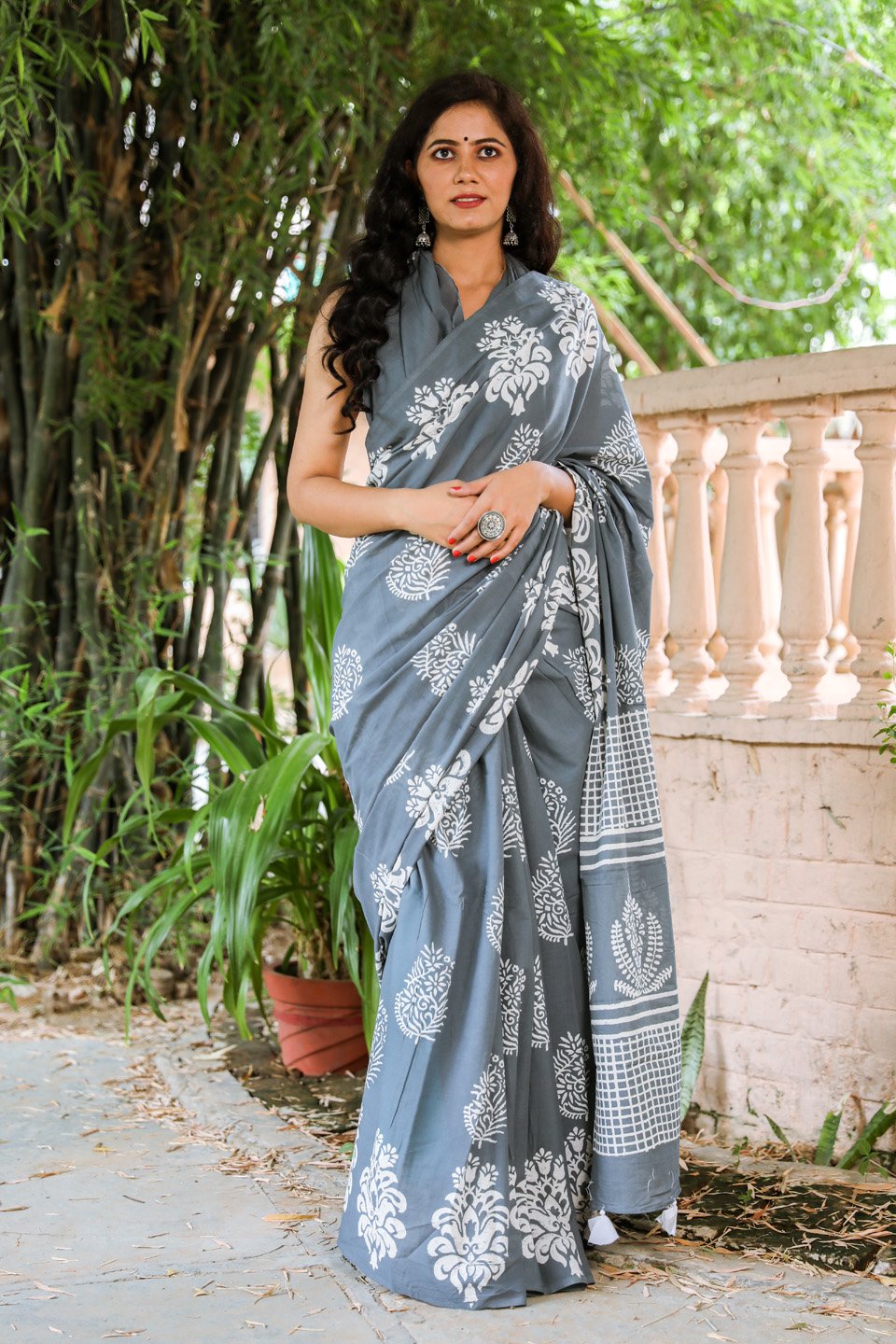 Jaipuri, Bagru Hand Block Print Pure Soft Cotton Mulmul Saree with Blouse Piece (Grey)