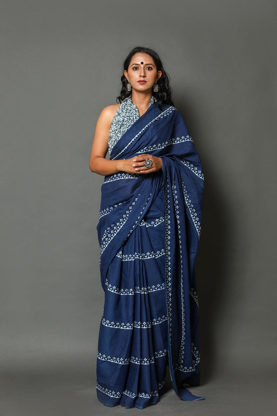 Blue Printed  Cotton Mulmul Saree With Blouse Piece