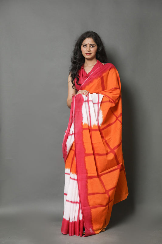 Printed  Cotton Mulmul Saree With Blouse Piece