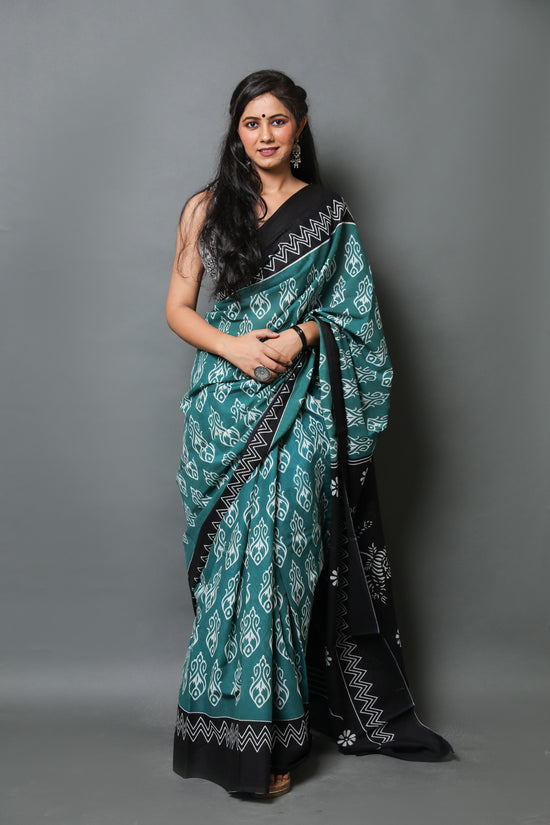 Dark Green Printed  Cotton Mulmul Saree With Blouse Piece