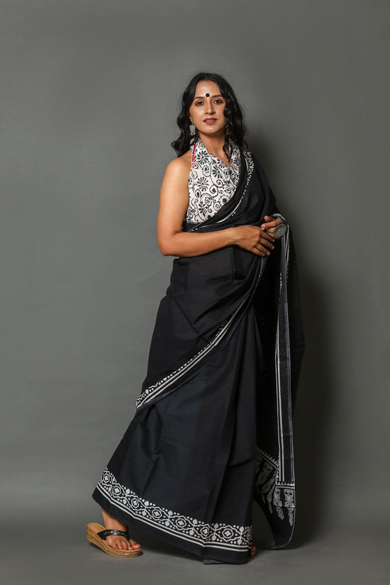 Black Cotton Mulmul Saree With Blouse Piece