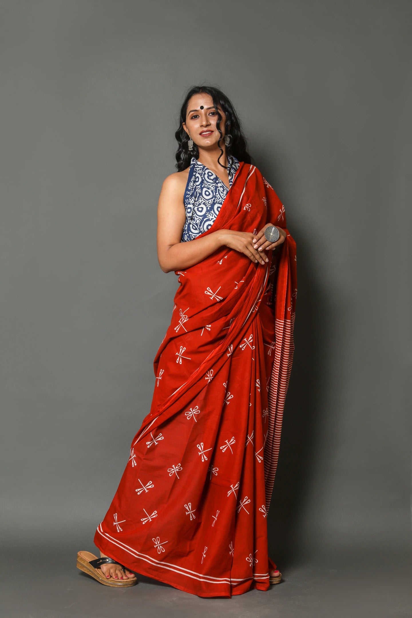 Red buta cotton mulmul saree