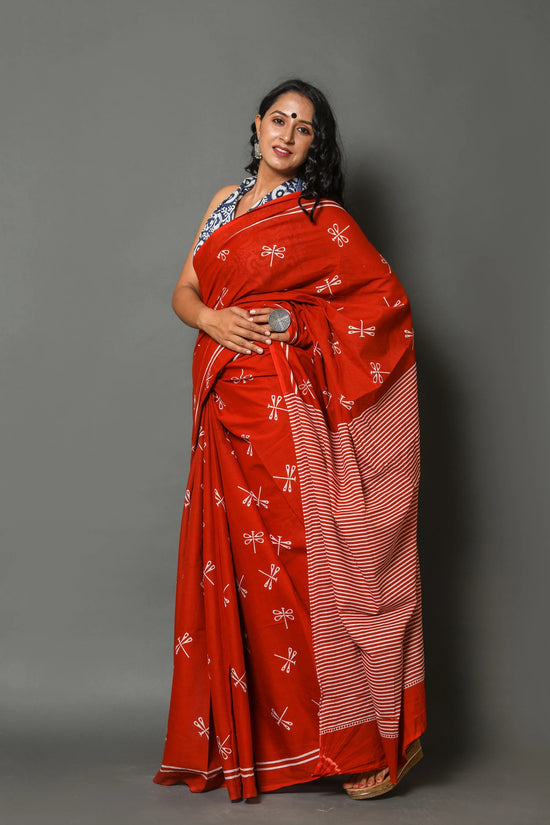 Red buta cotton mulmul saree