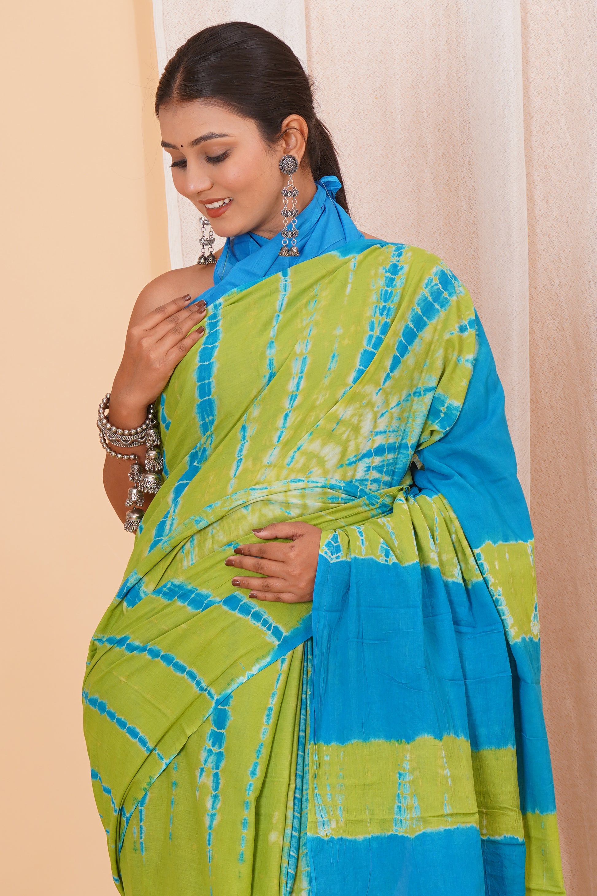 Light Green Cotton Mulmul Saree With Blouse Piece