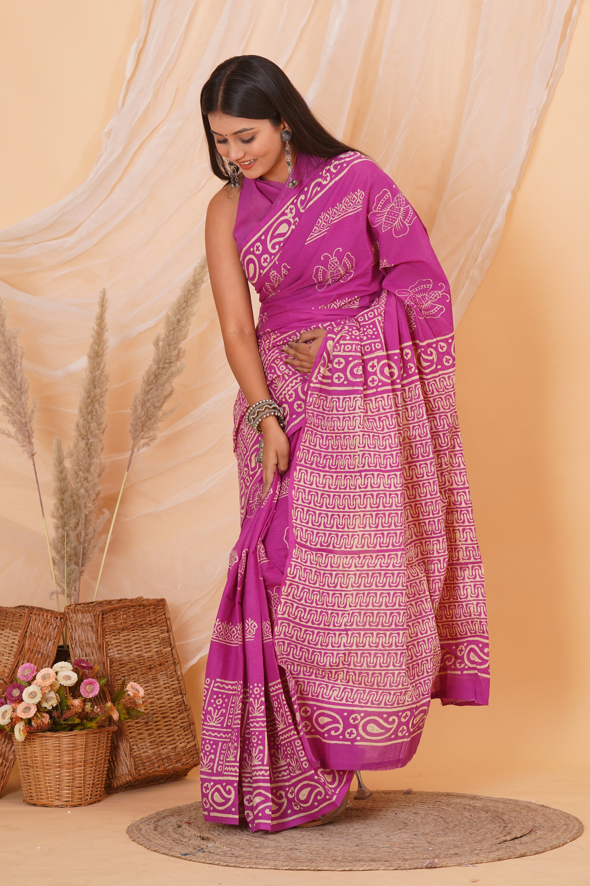 Magenta Cotton Mulmul Saree With Blouse Piece