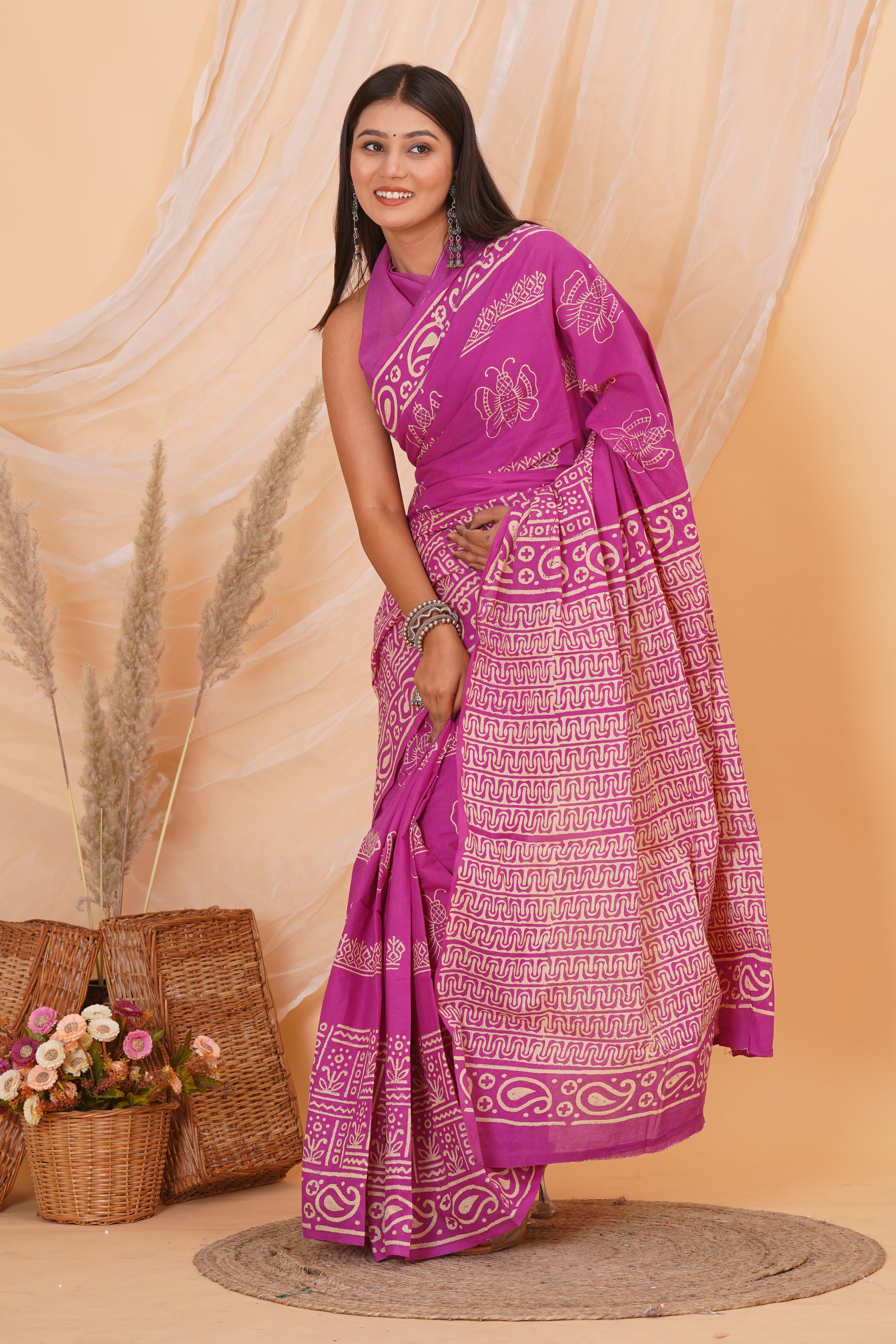 Magenta Cotton Mulmul Saree With Blouse Piece