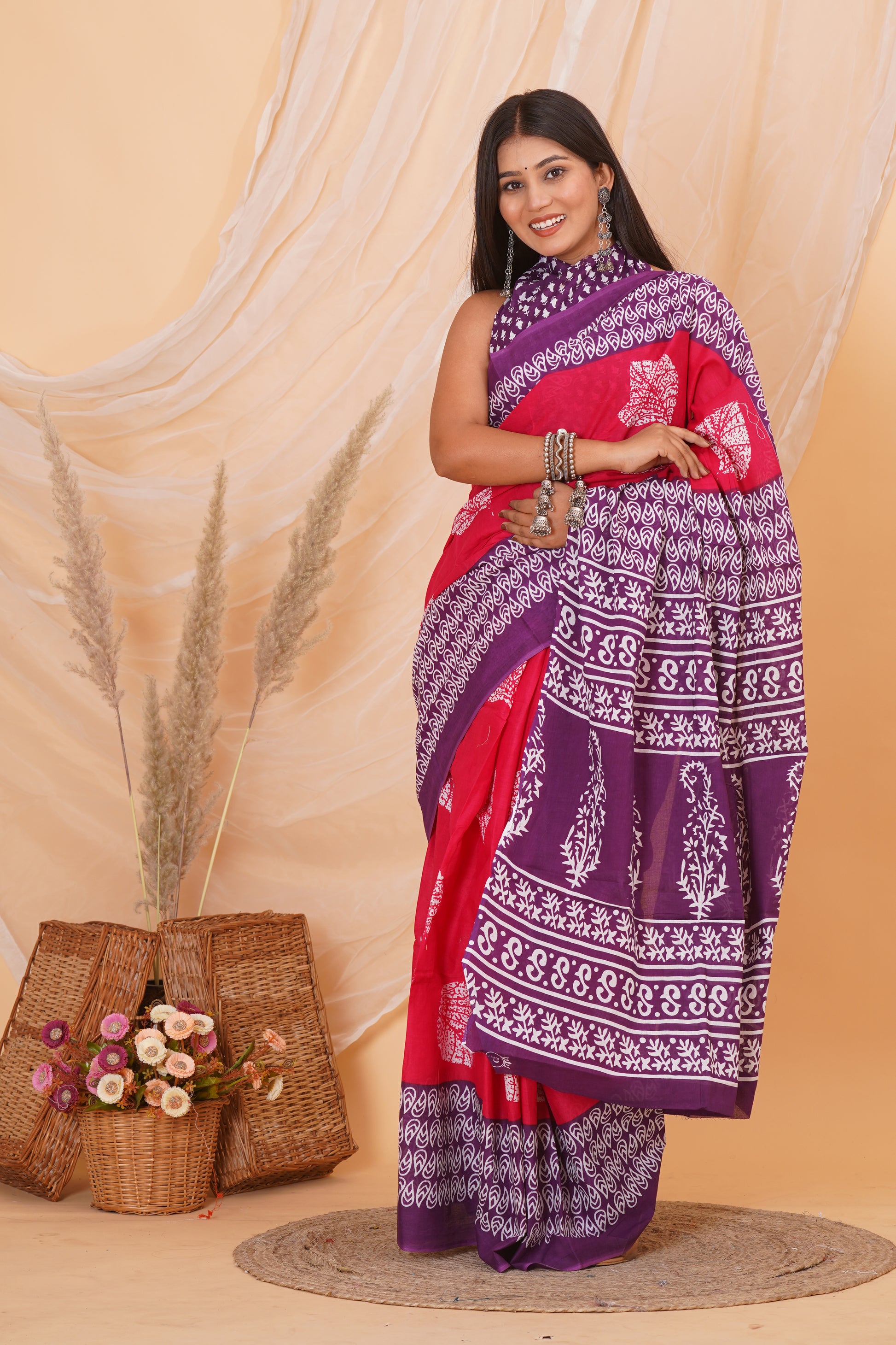 Purple and Red Cotton Mulmul Saree With Blouse Piece