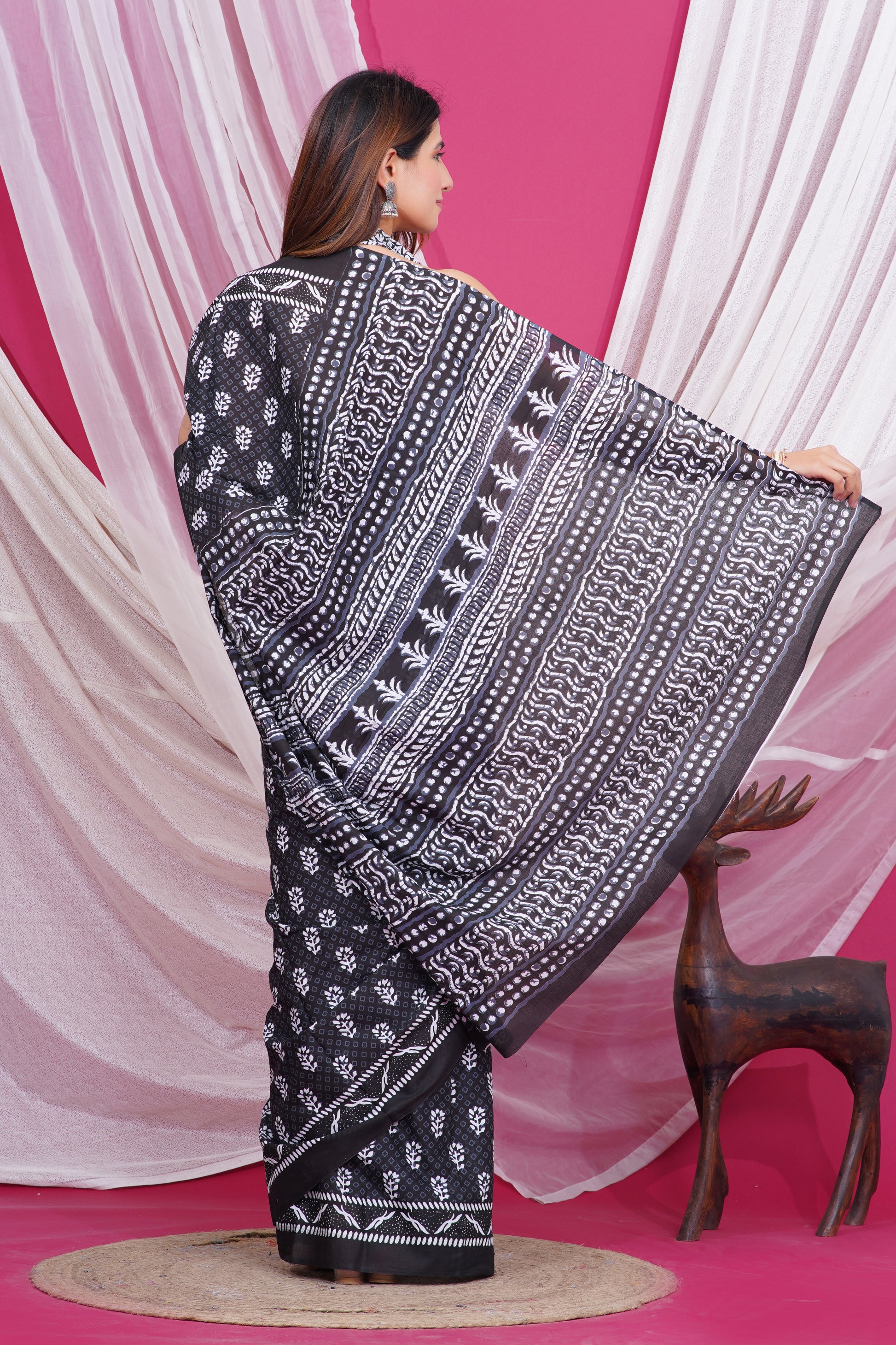 Jaipuri Hand Block Print Pure Soft Cotton Mulmul Saree With Blouse Piece (Black)