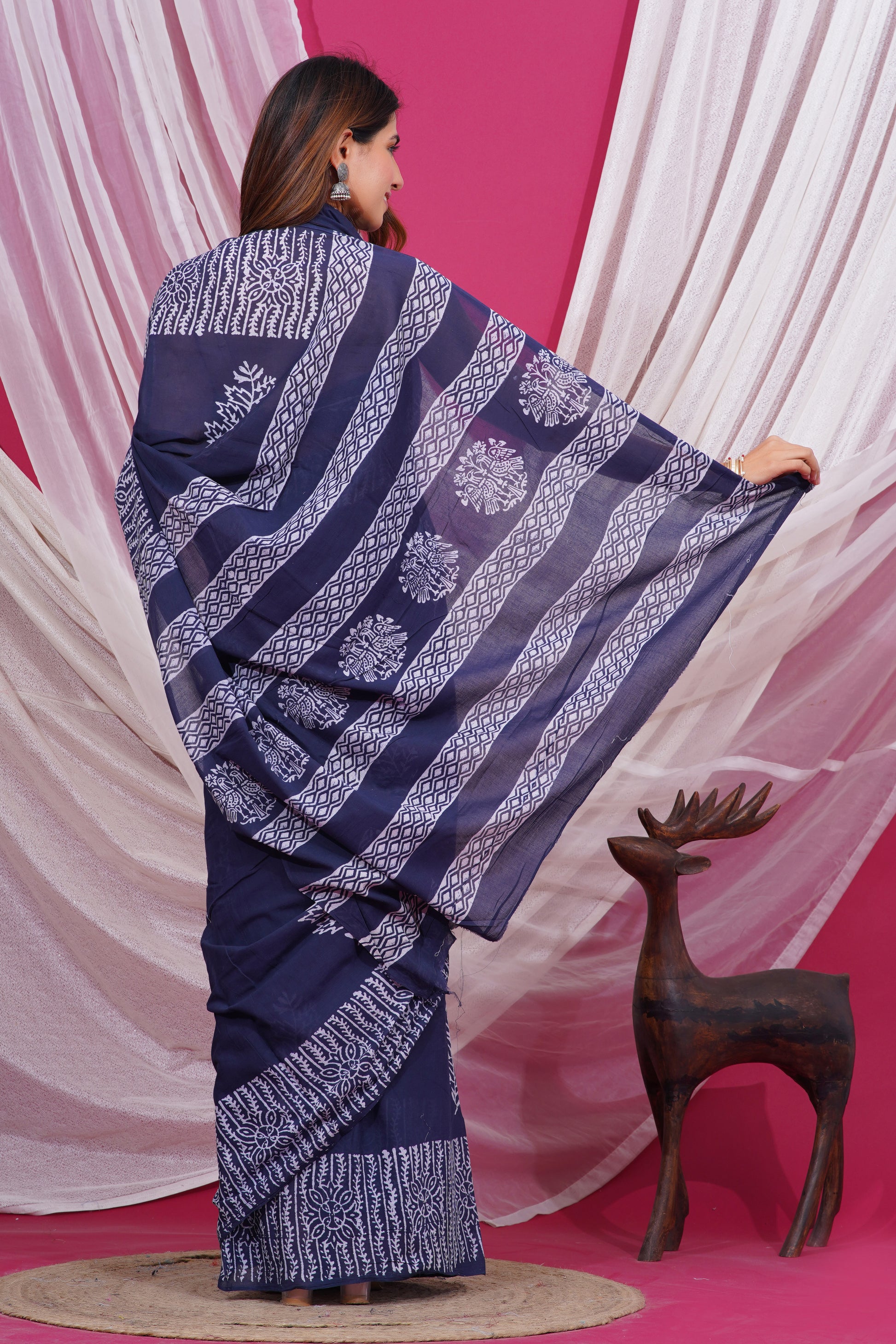 Jaipuri Hand Block Print Pure Soft Cotton Mulmul Saree With Blouse Piece (Royal Blue)