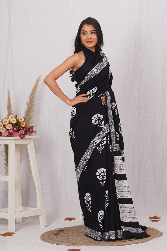 Black and White Floral Print Cotton Mulmul Saree With Blouse Piece