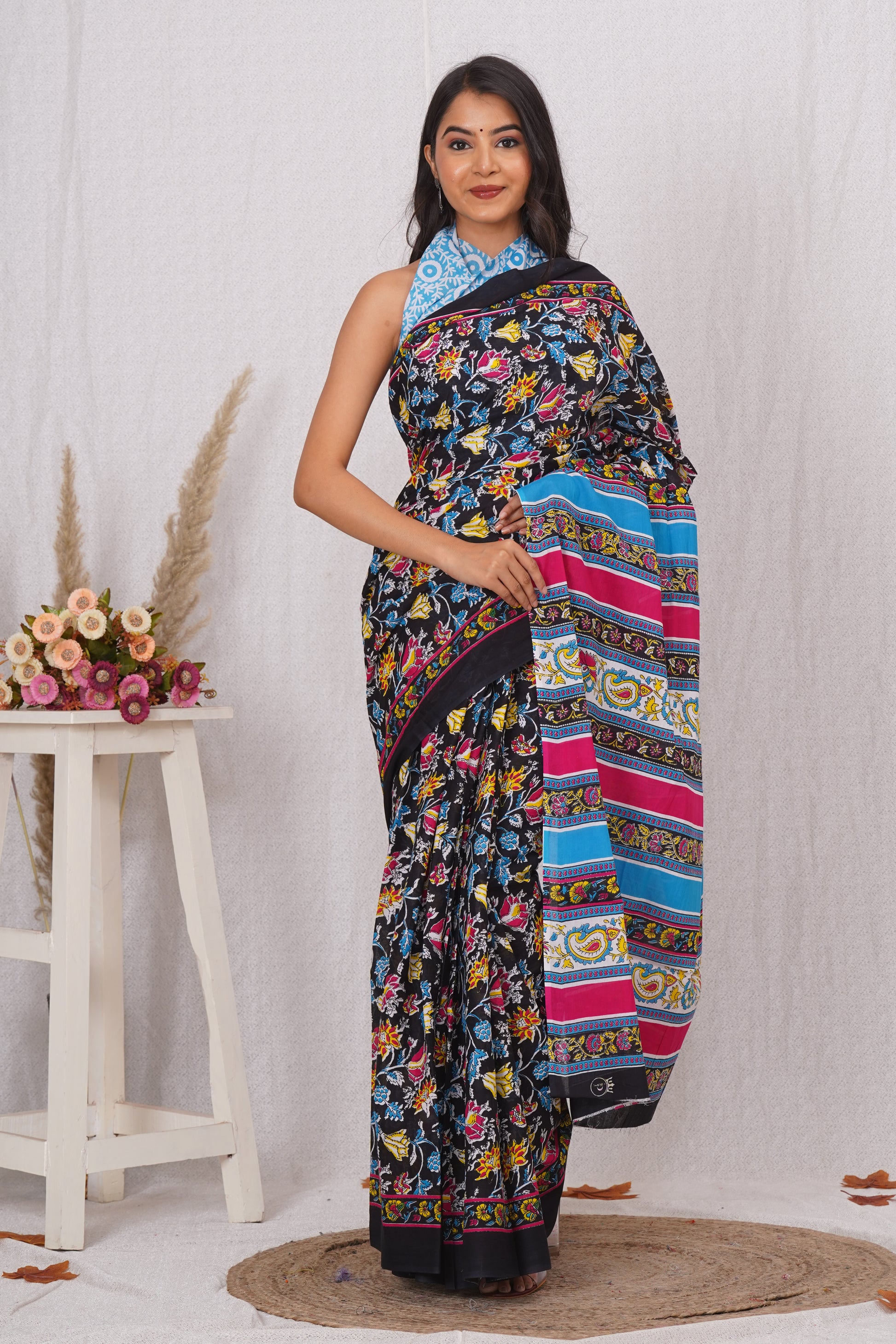 Multicolor Floral Cotton Mulmul Saree With Blouse Piece