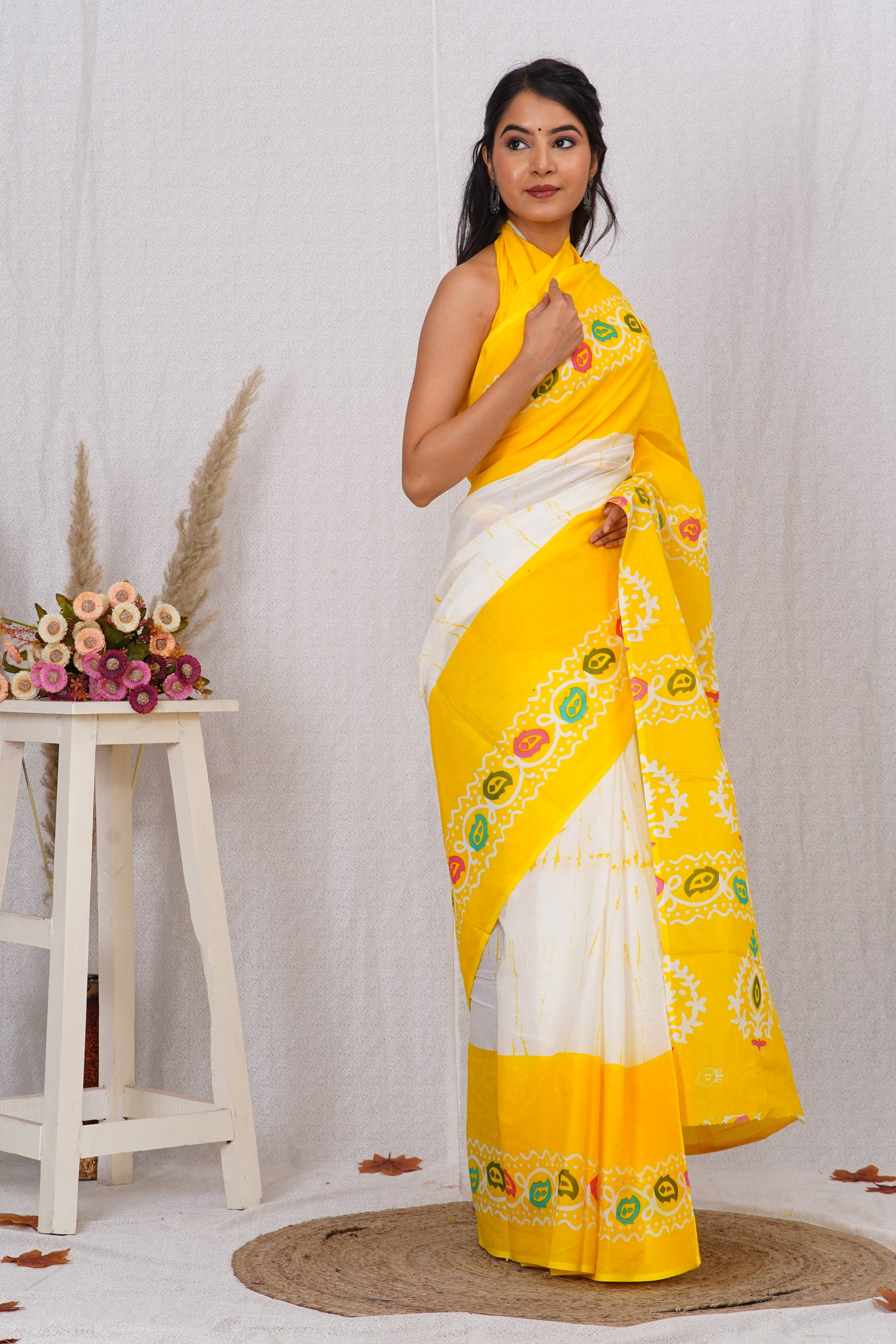 Yellow Cotton Mulmul Saree With Blouse Piece
