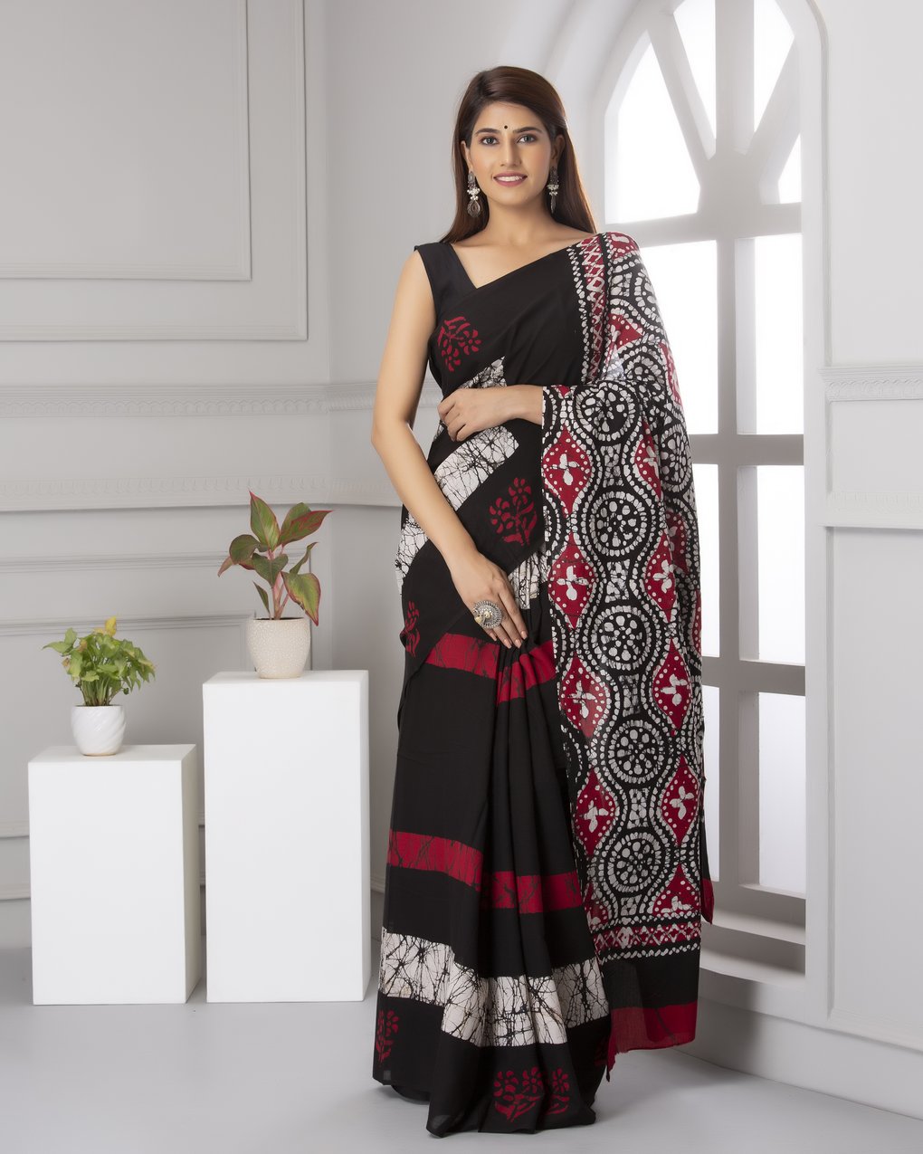 Printed Cotton Mulmul Saree With Blouse Piece