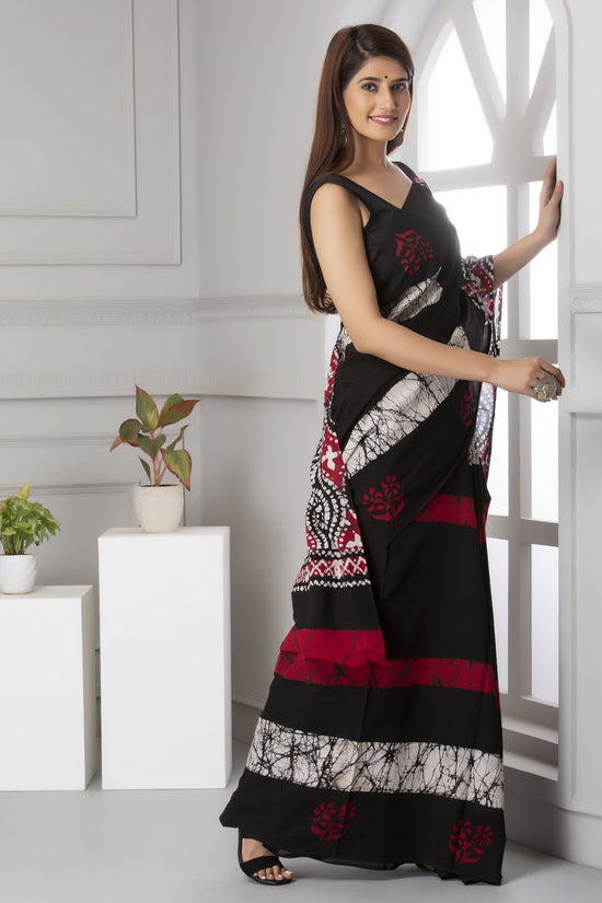 Printed Cotton Mulmul Saree With Blouse Piece