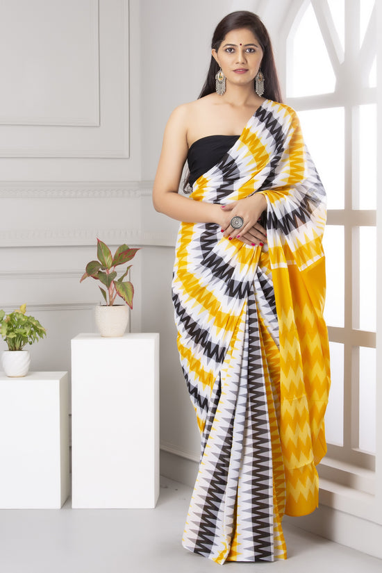 Printed Cotton Mulmul Saree With Blouse Piece