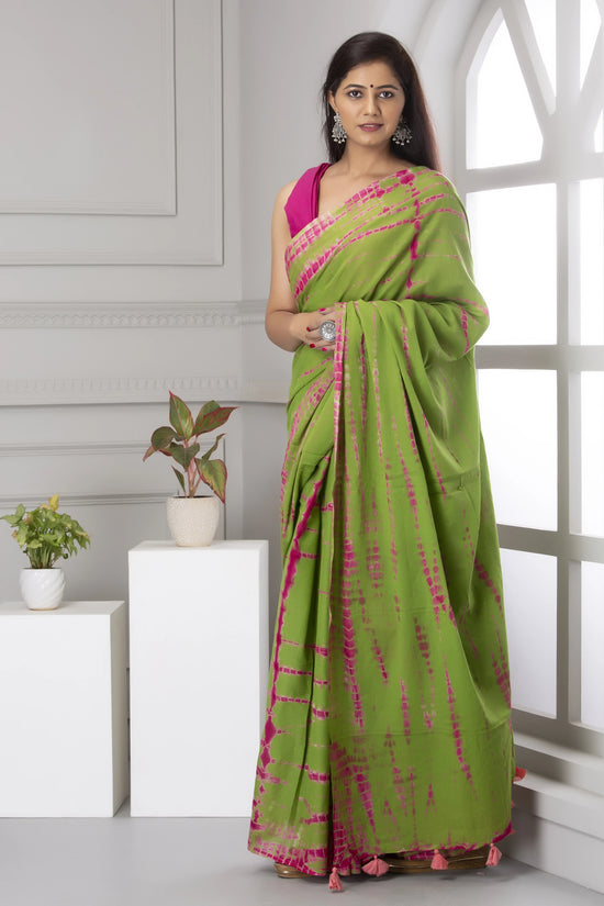 Dark Green Cotton Mulmul Saree With Blouse Piece