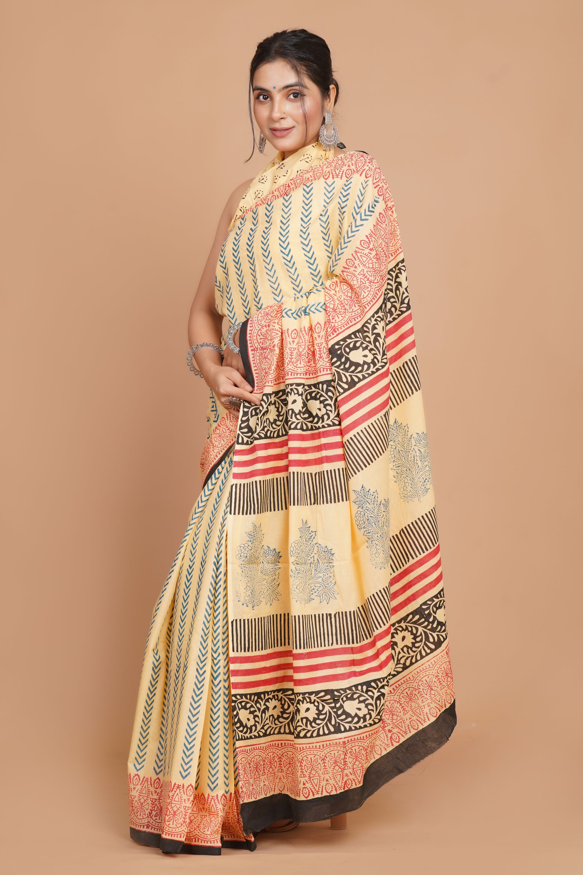 Bagru Print Mulmul Cotton Saree – Leaf Buti Print