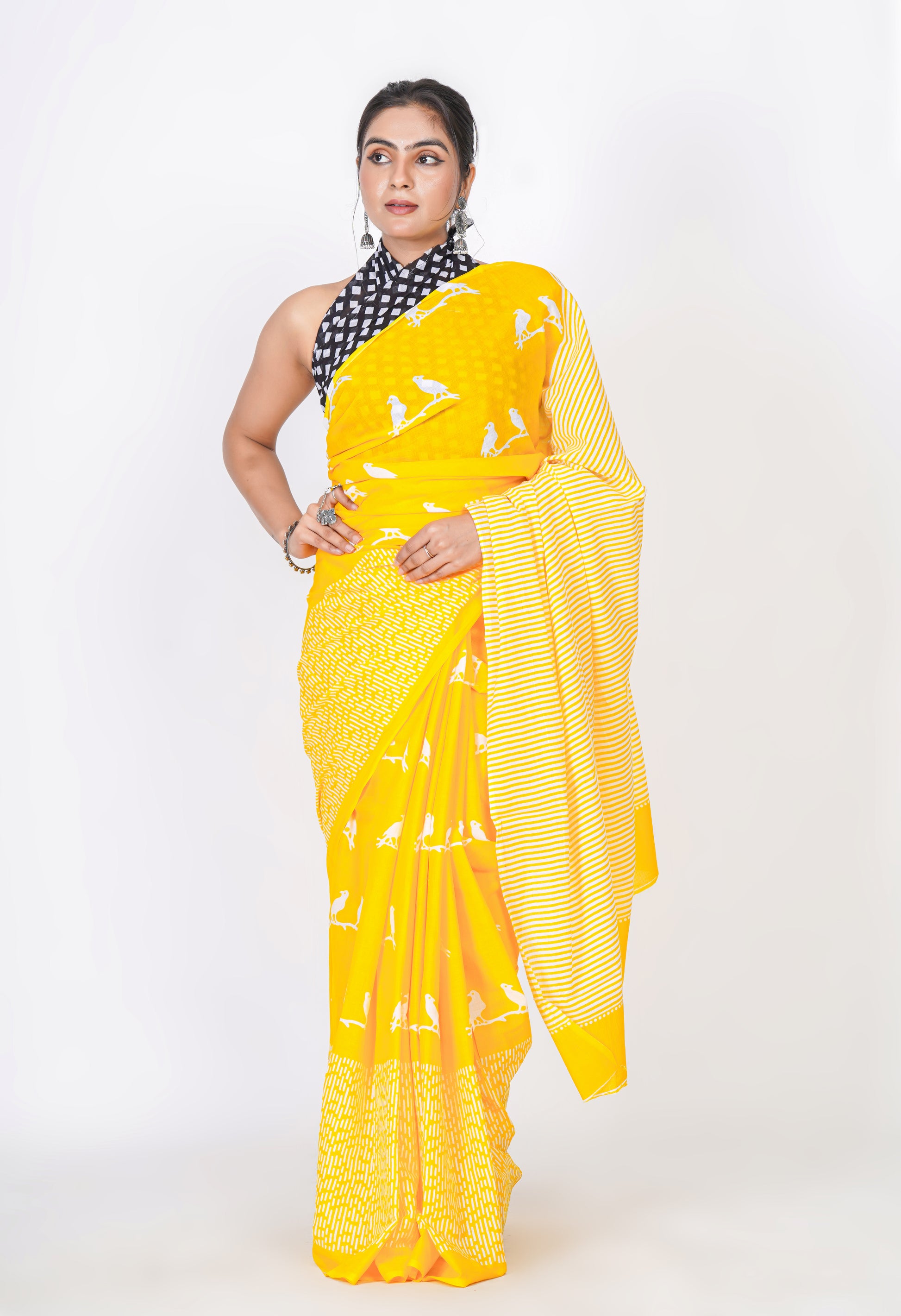 Bagru Print Mulmul Cotton Saree – Bird Motif Print