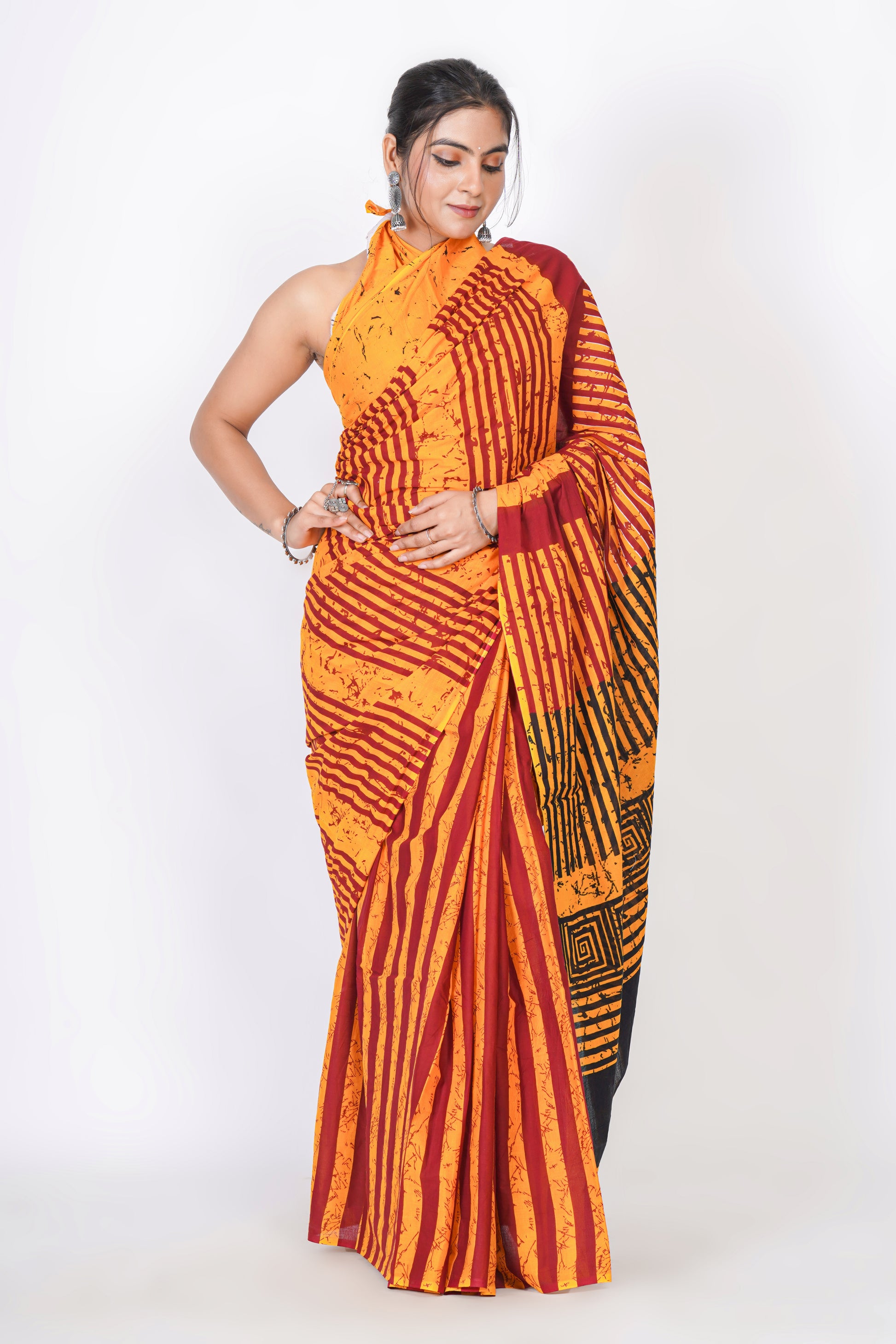 Bagru Print Mulmul Cotton Saree – Abstract Brush Print