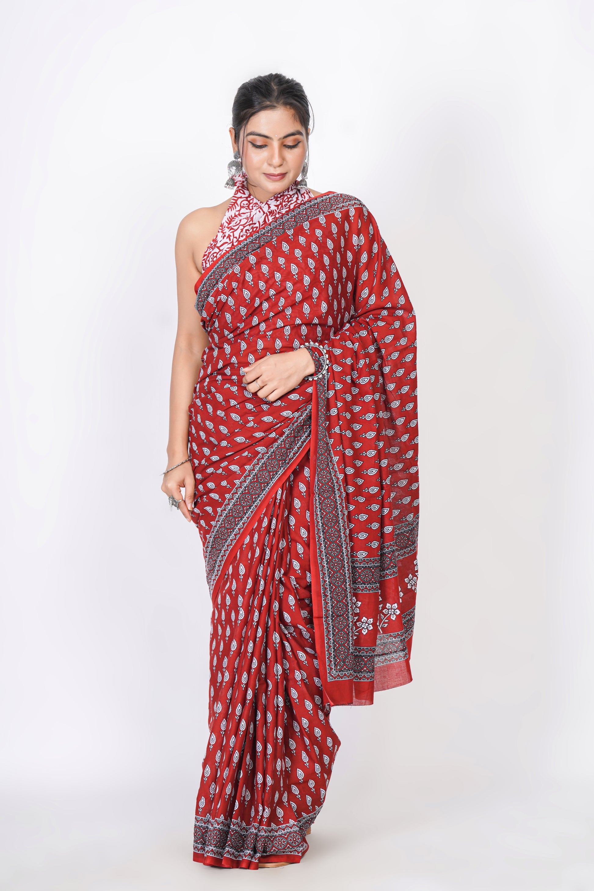 Bagru Print Mulmul Cotton Saree – Leaf Buti Print