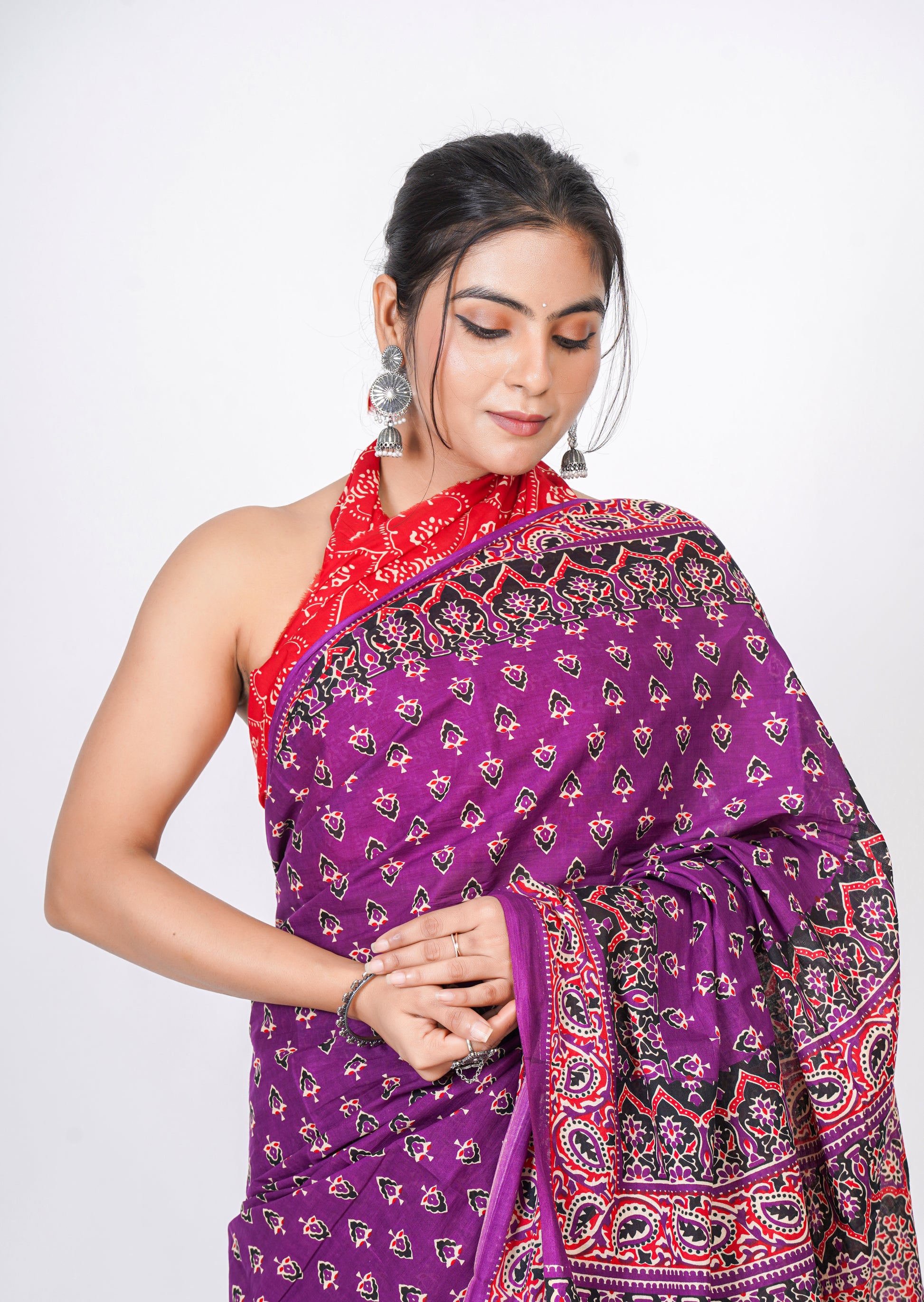 Bagru Print Mulmul Cotton Saree – Leaf Buti Print