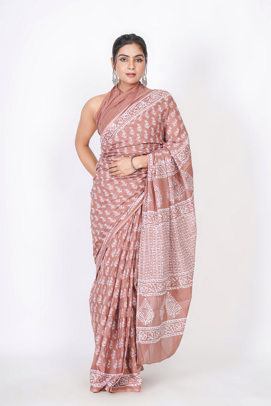 Bagru Print Mulmul Cotton Saree – Leaf Buti Print