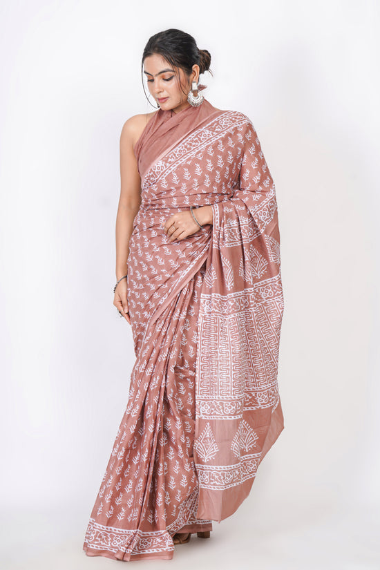 Bagru Print Mulmul Cotton Saree – Leaf Buti Print