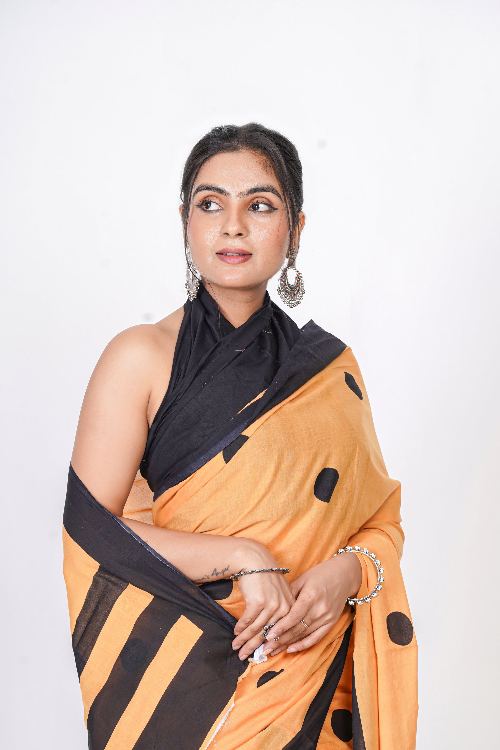 Bagru Print Mulmul Cotton Saree – Polka Dot Print