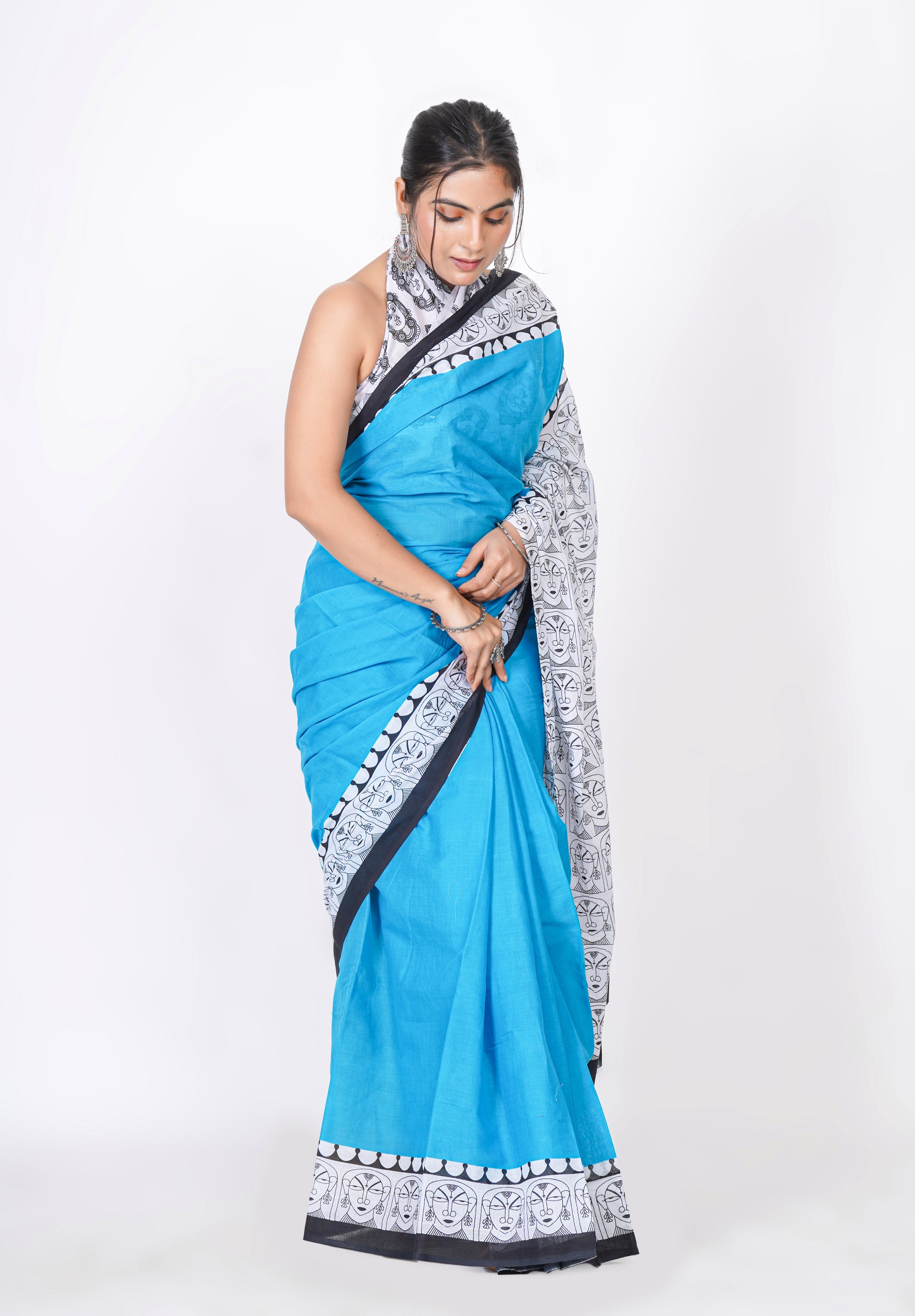 Bagru Print Mulmul Cotton Saree – Contemporary Face Print