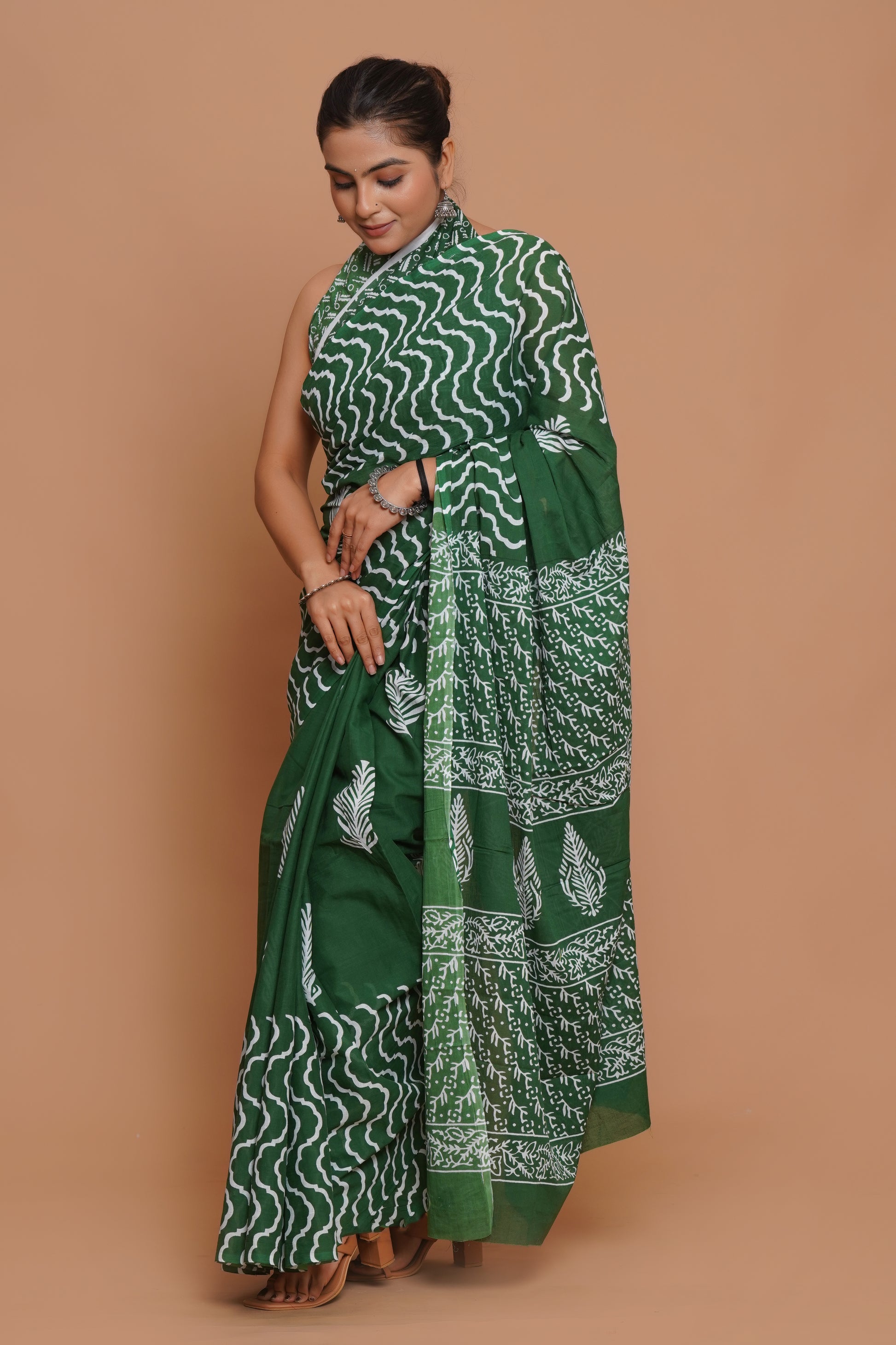 Bagru Print Mulmul Cotton Saree – Green Charm