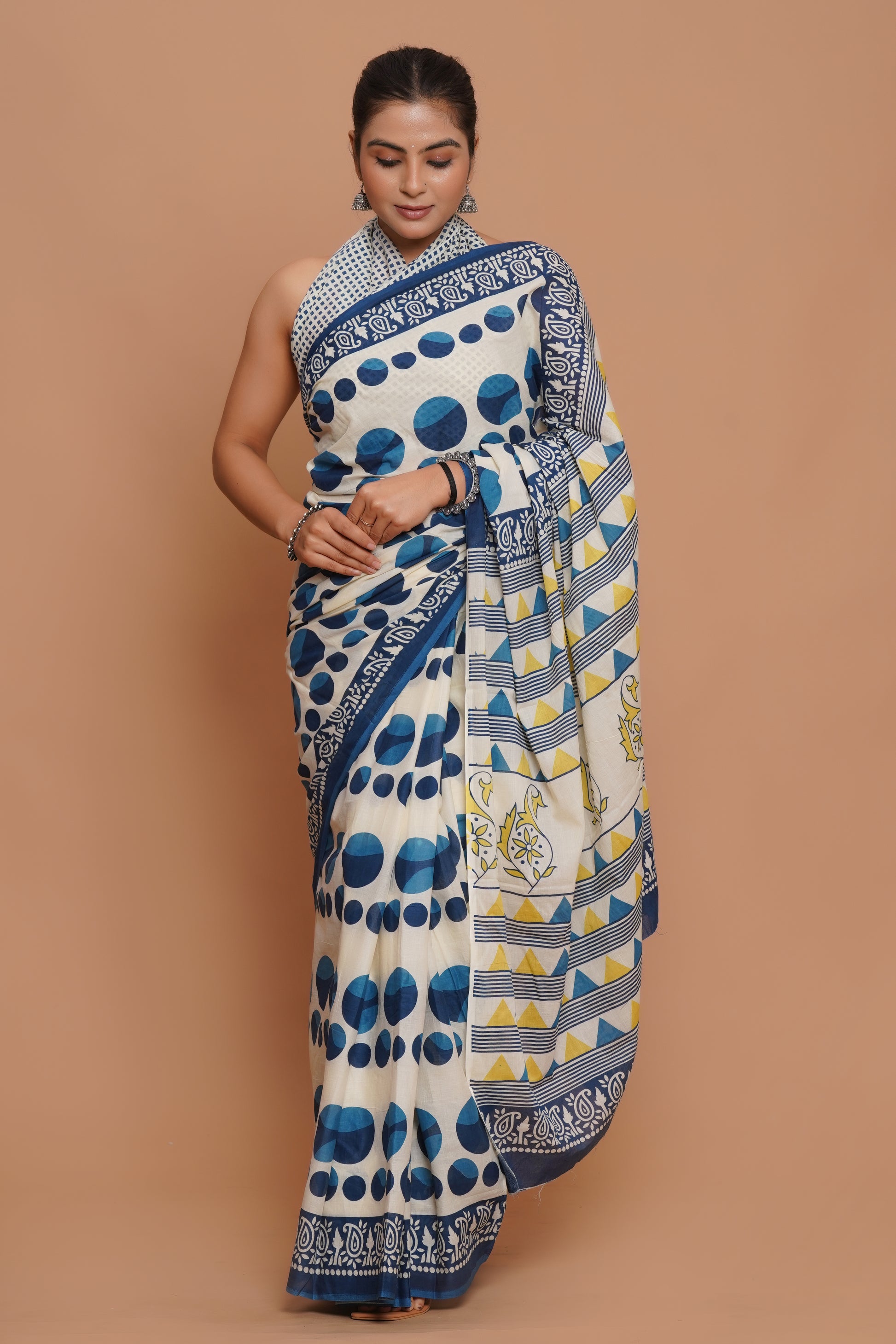 Bagru Print Mulmul Cotton Saree – Polka Dot Print