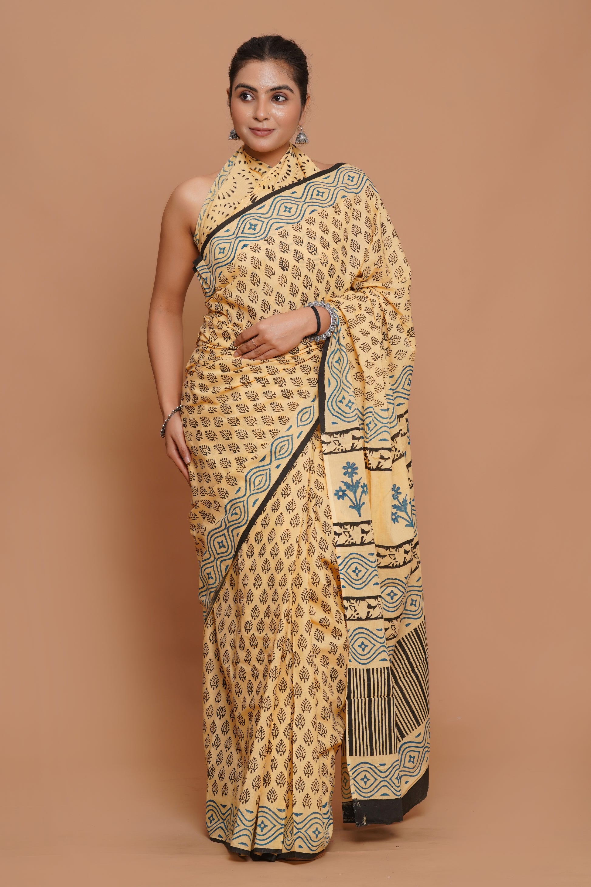 Bagru Print Mulmul Cotton Saree – Ivory Indigo