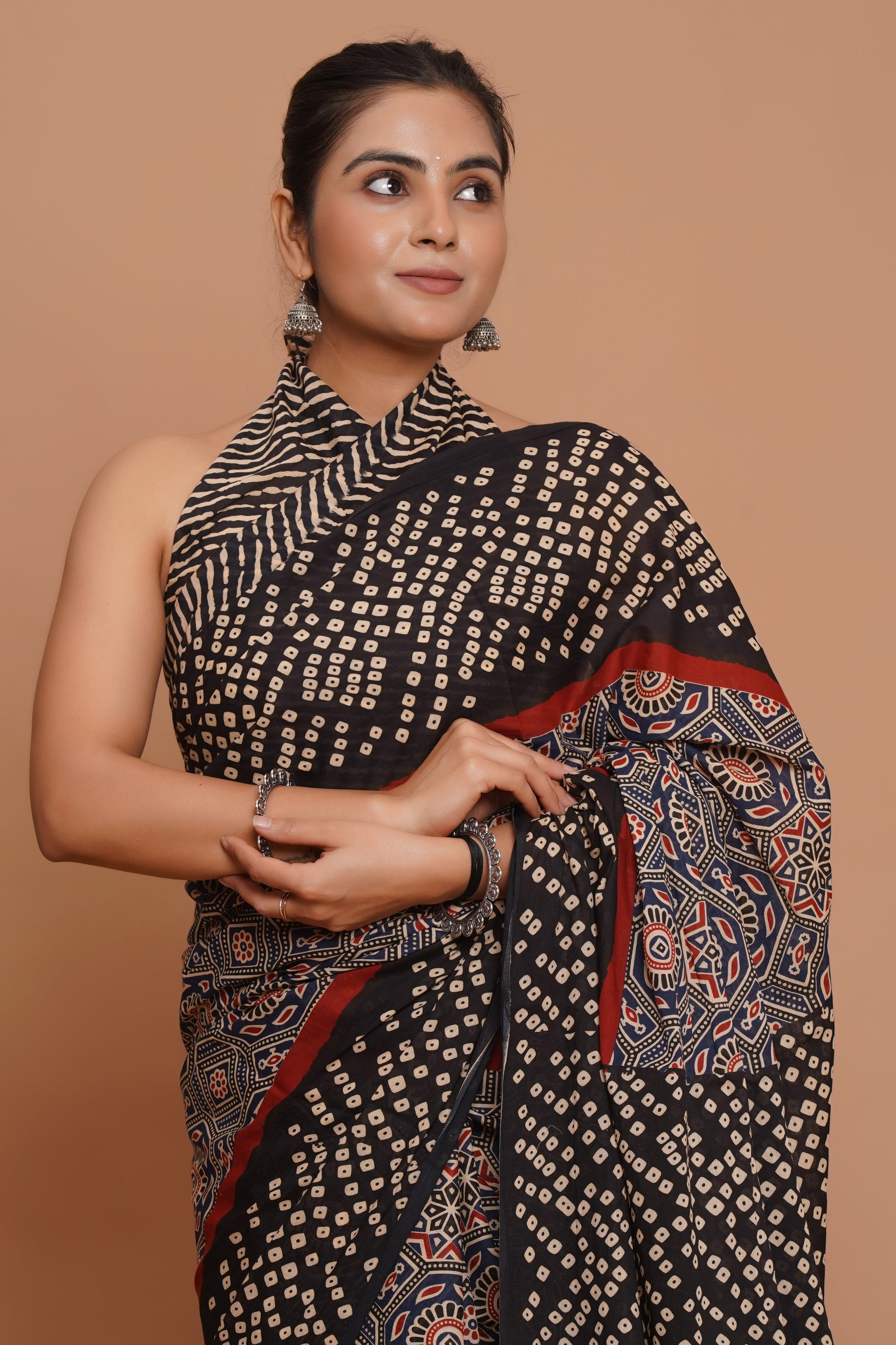 Bagru Print Mulmul Cotton Saree – Royal Dot Print