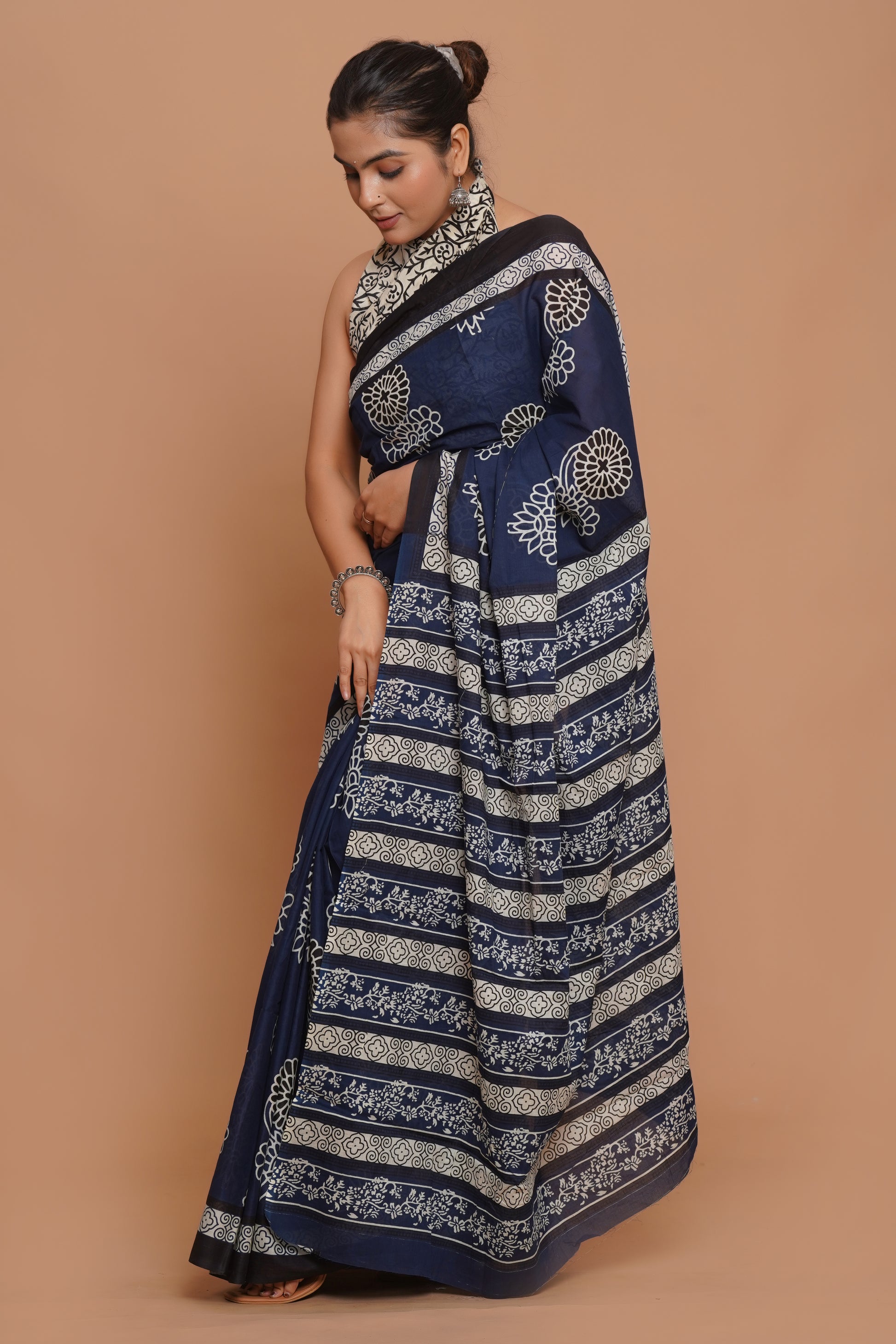 Bagru Print Mulmul Cotton Saree – Royal Blossom