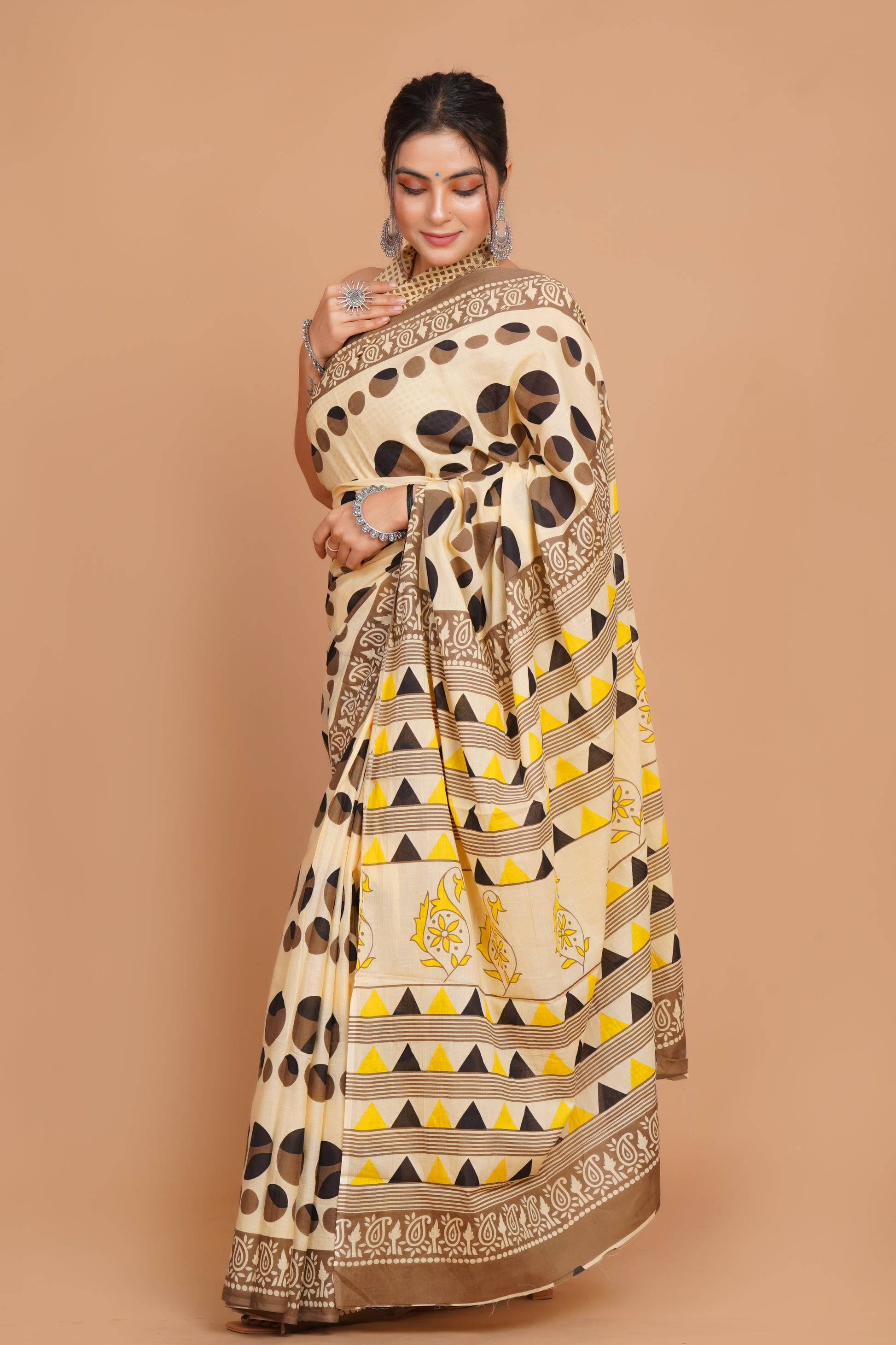 Bagru Print Mulmul Cotton Saree – Diamond Dot Print