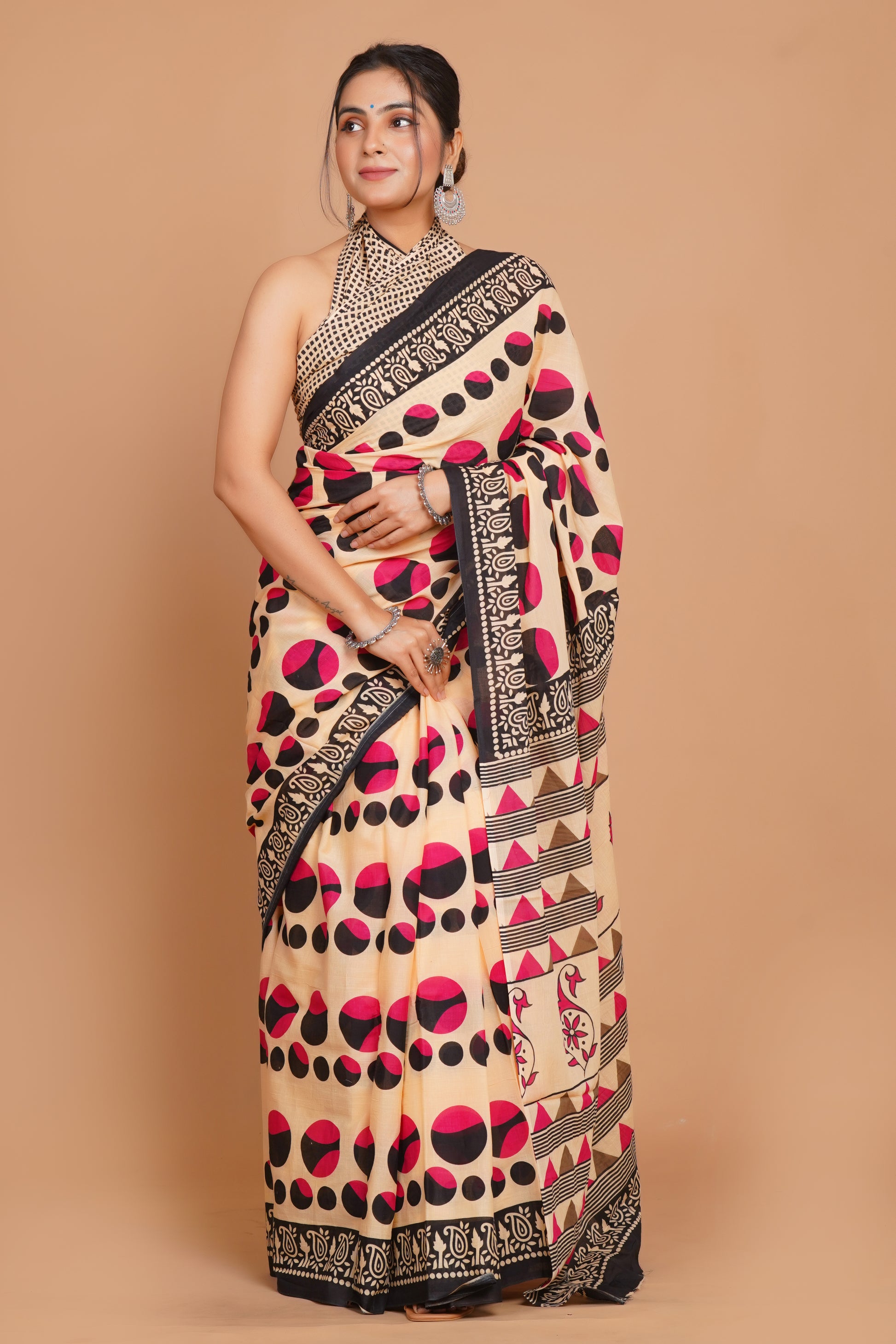 Bagru Print Mulmul Cotton Saree – Diamond Dot Print