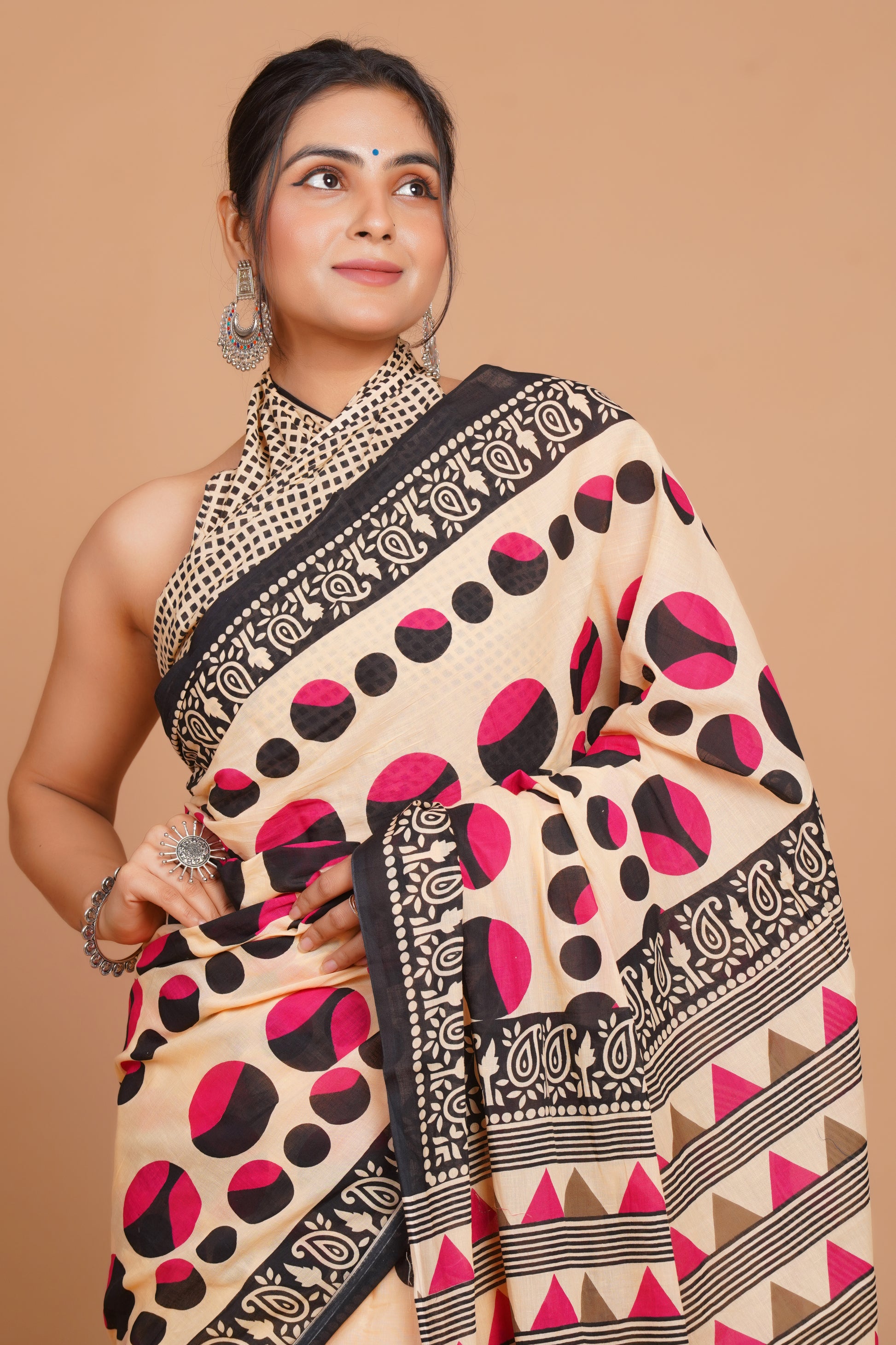 Bagru Print Mulmul Cotton Saree – Diamond Dot Print