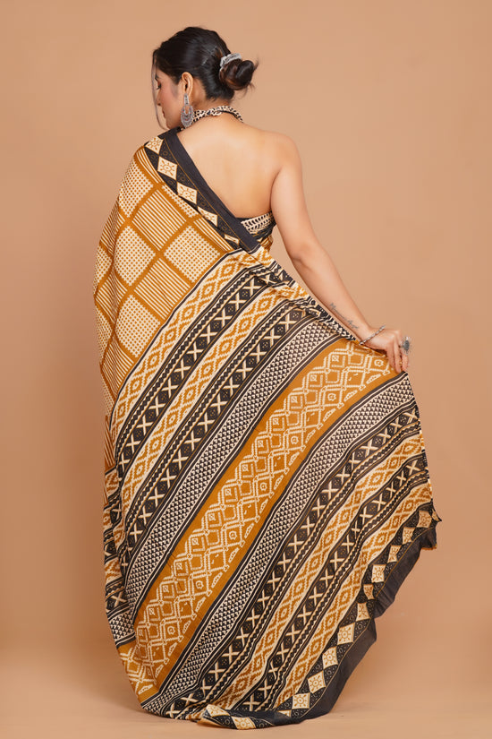 Bagru Print Mulmul Cotton Saree – Floral Buti Print