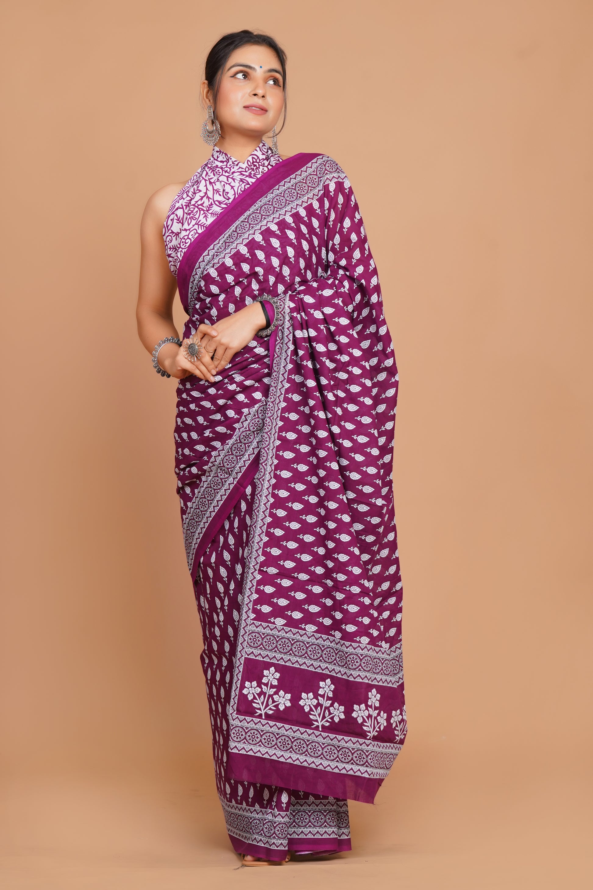 Bagru Print Mulmul Cotton Saree – Floral Buti Print