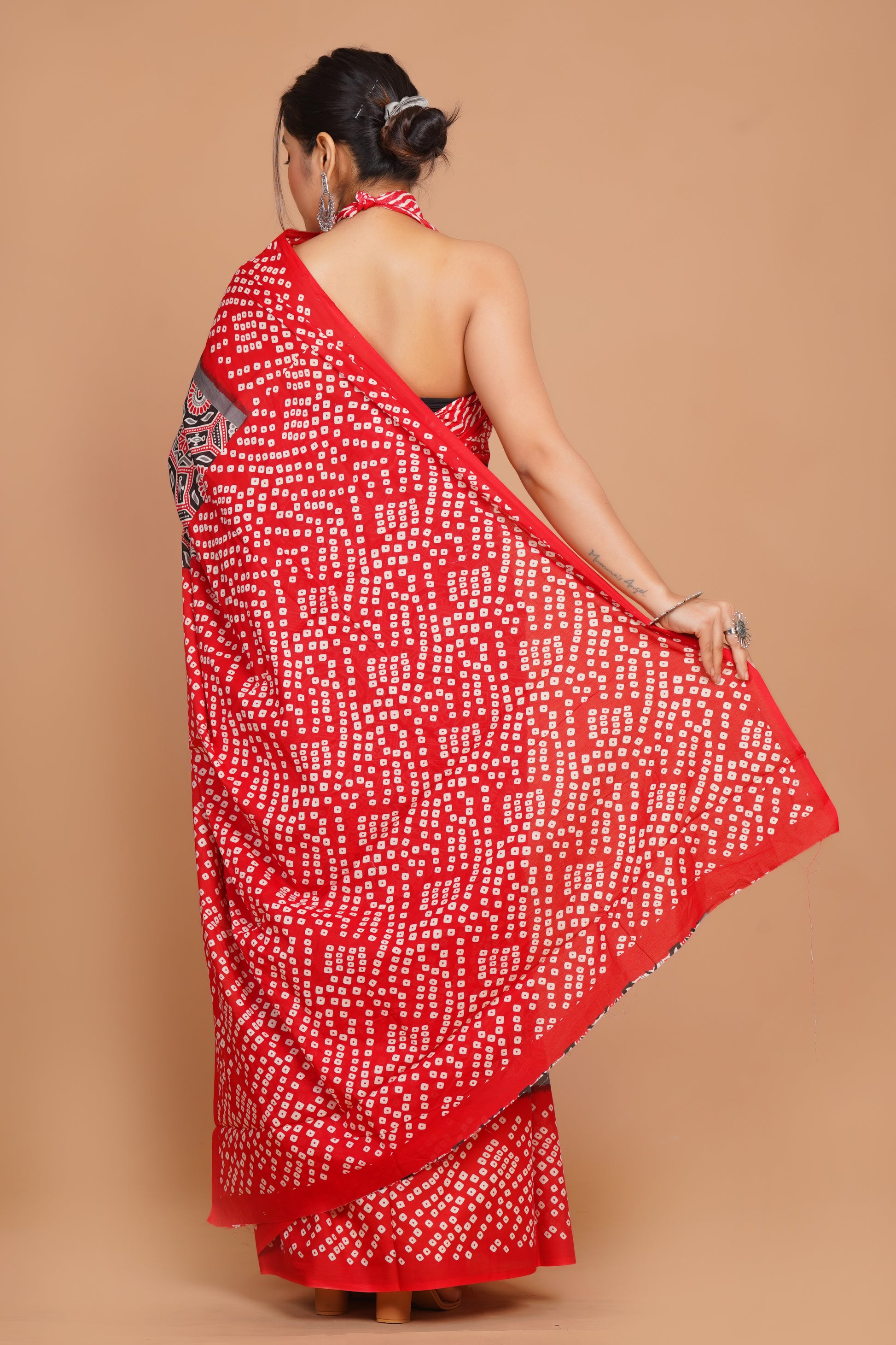 Bagru Print Mulmul Cotton Saree – Floral Buti Print