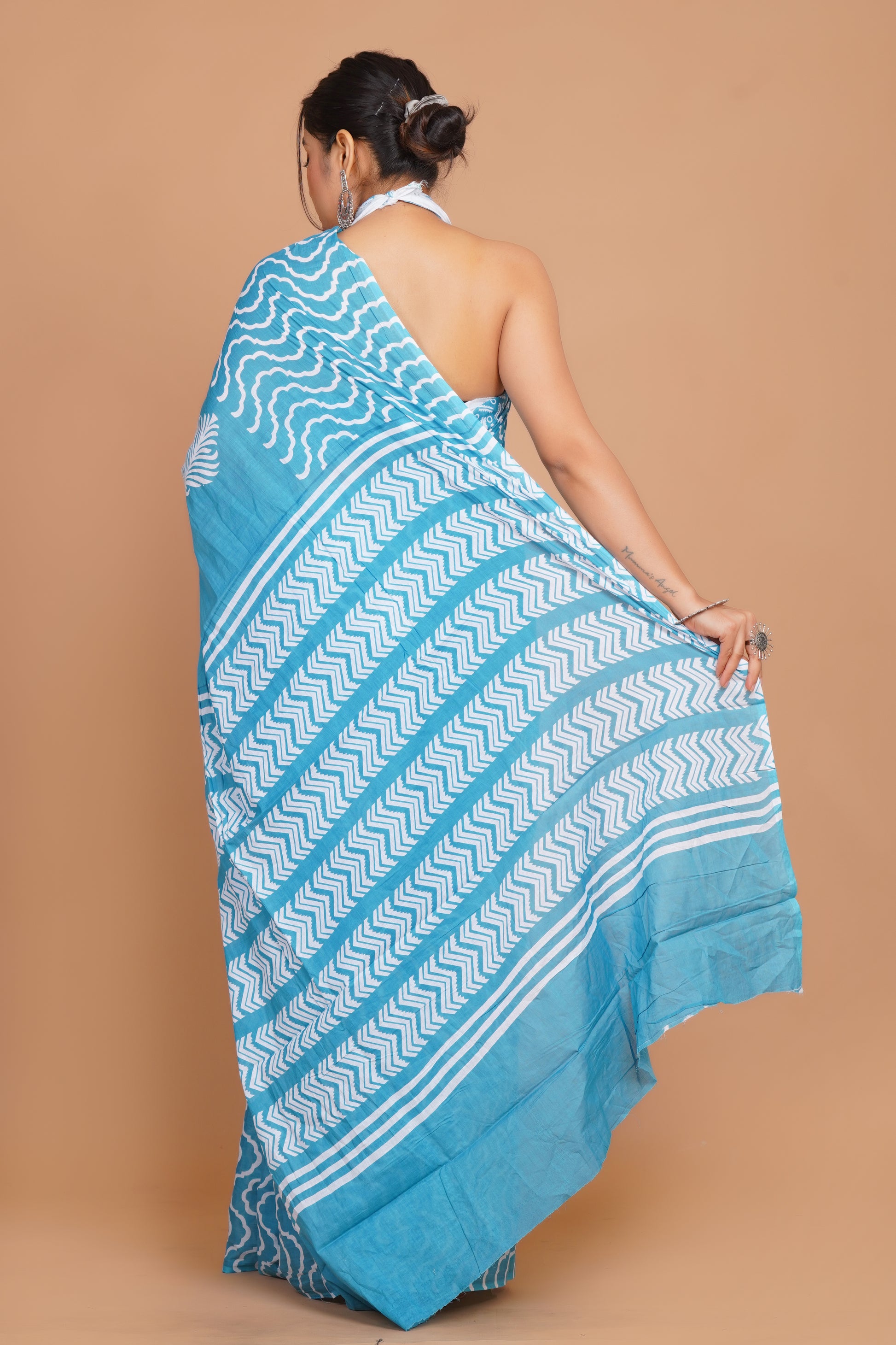 Bagru Print Mulmul Cotton Saree –  Buti Print