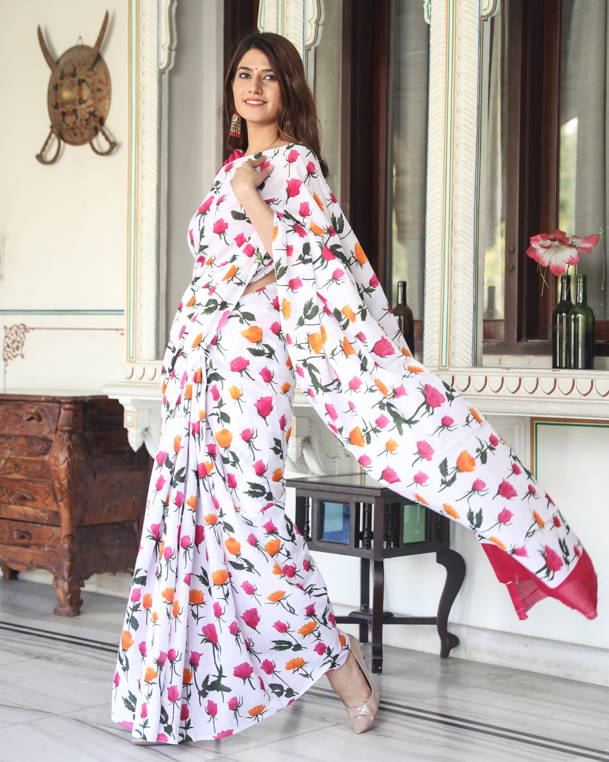 Pink Flower Cotton Mulmul Saree With Blouse Piece