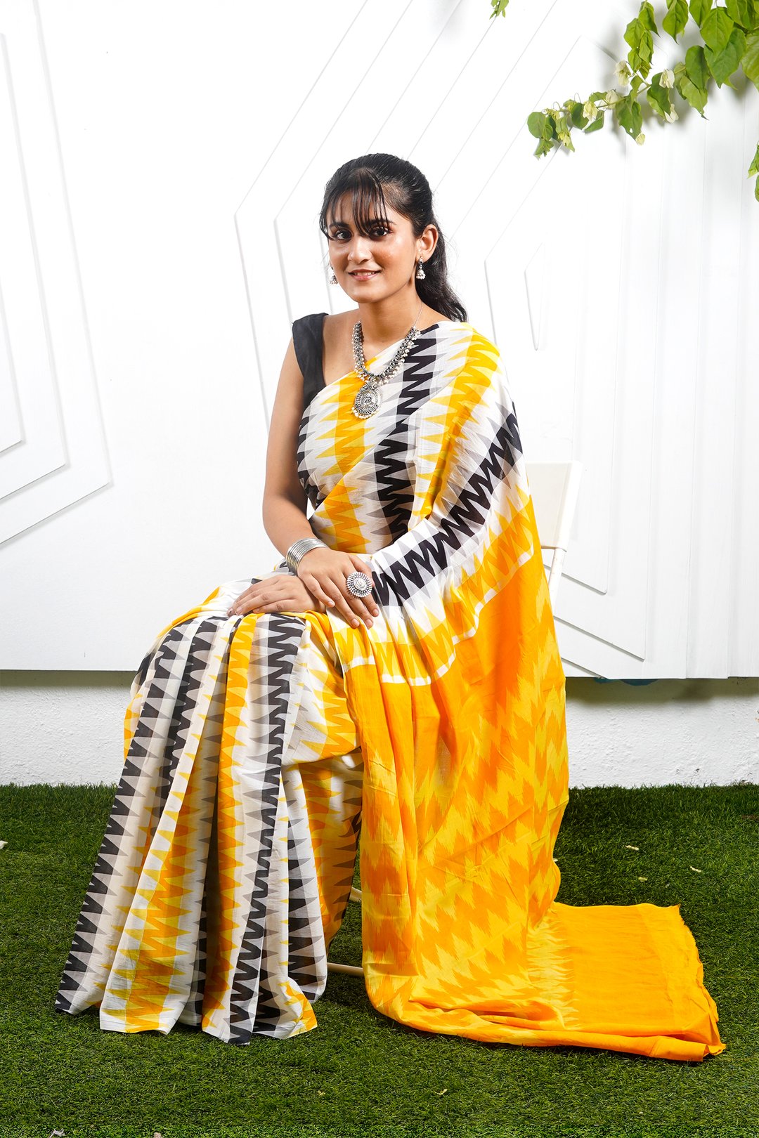 Cotton mulmul saree (MULTICOLOR)